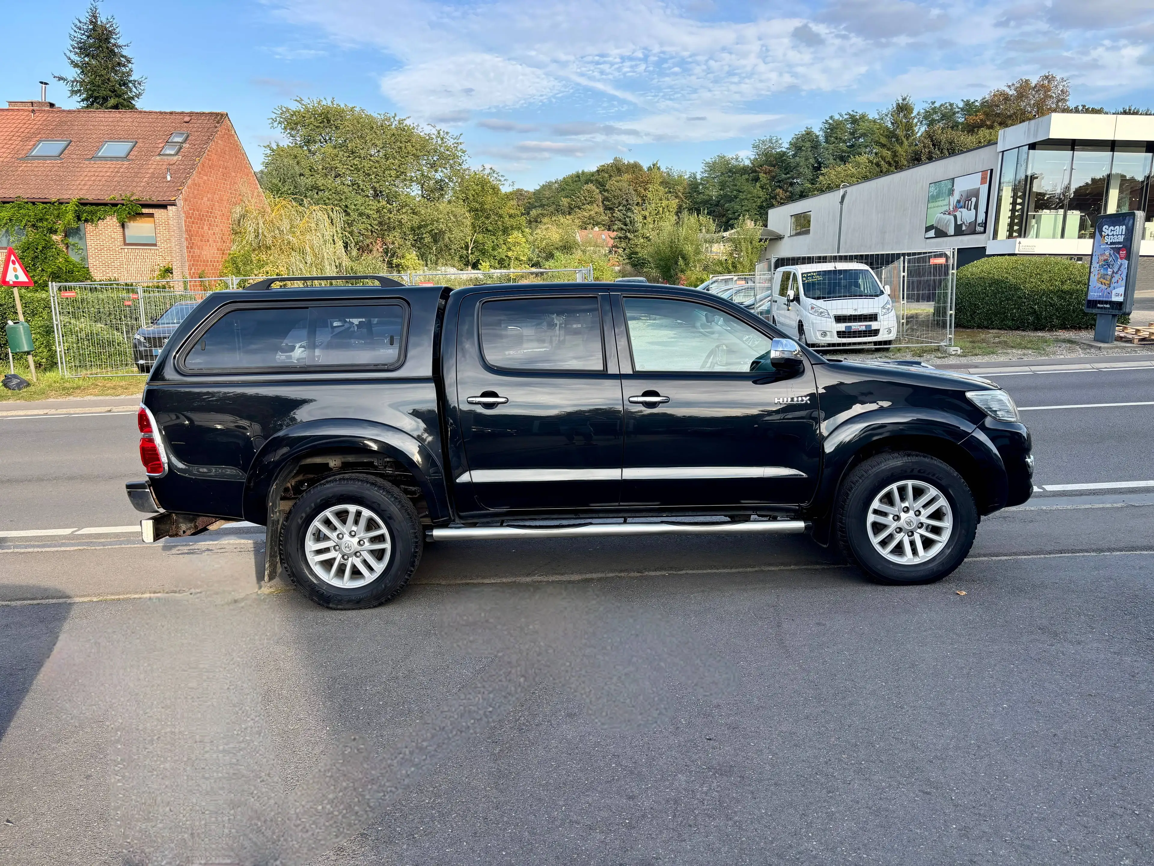 Toyota Hilux 3.0 D-4D bva  " AmaZonia " Belgium car pass " Eur5b — photo 4