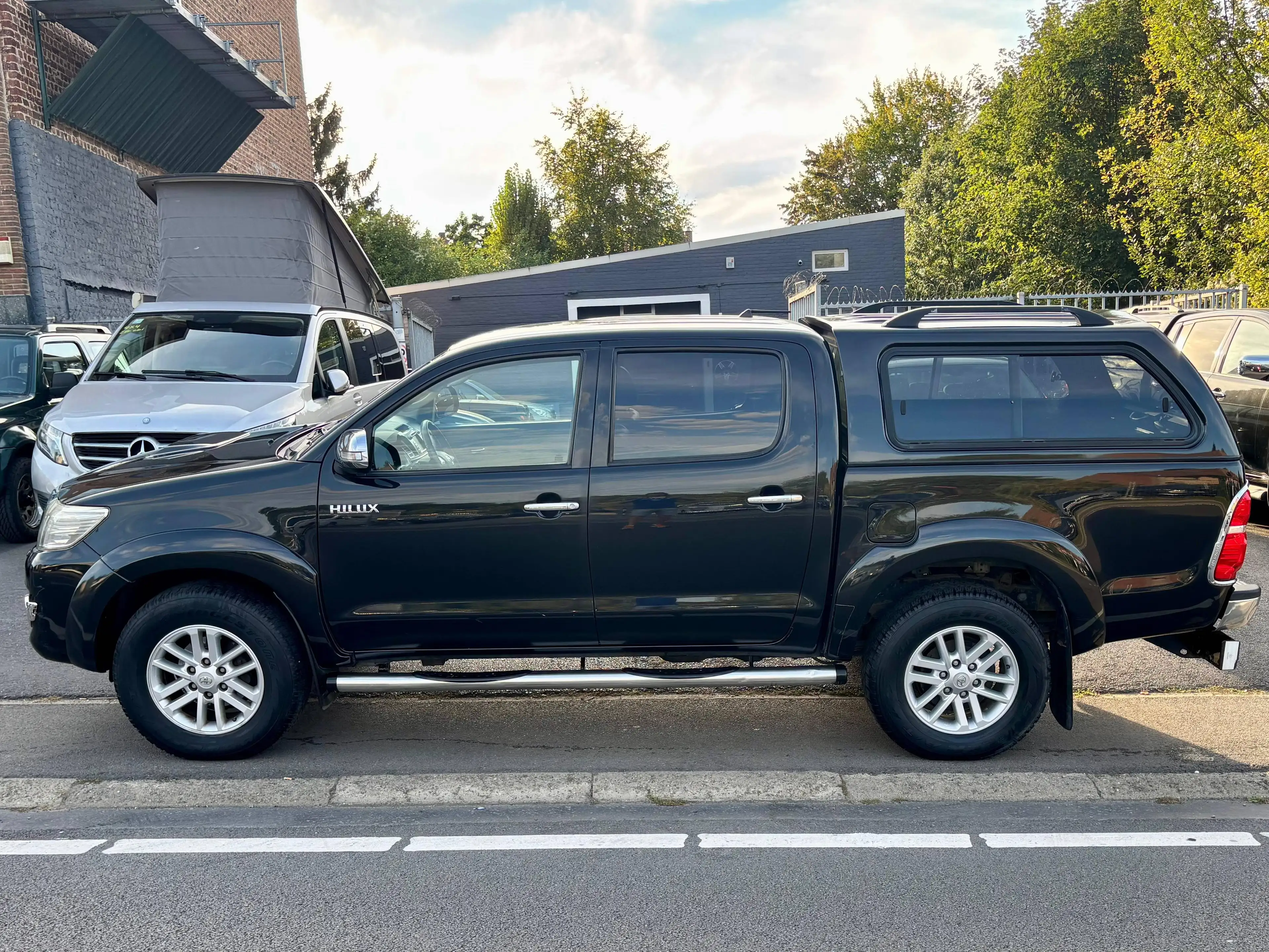 Toyota Hilux 3.0 D-4D bva  " AmaZonia " Belgium car pass " Eur5b — photo 5