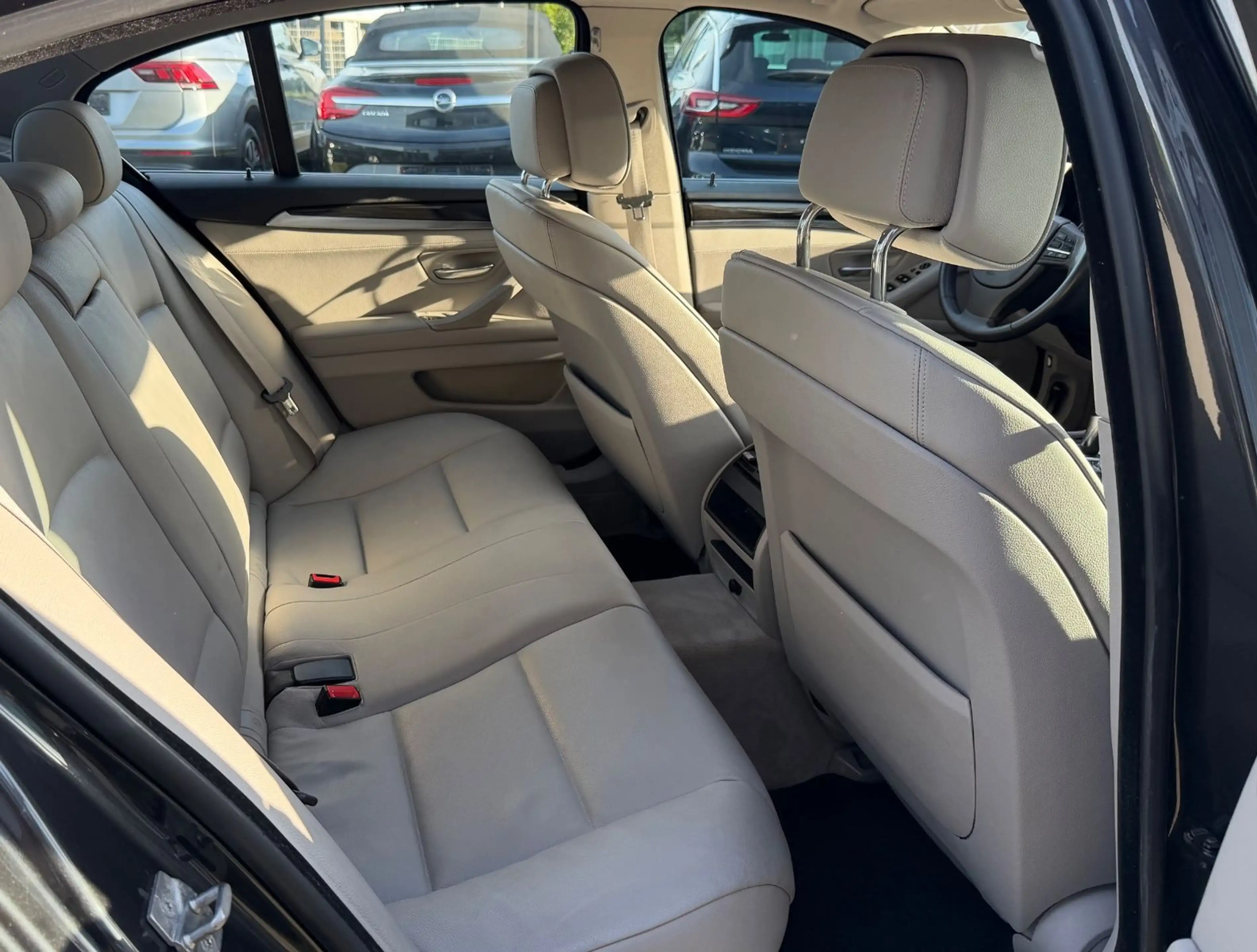 BMW 530 5 Limousine 530 i — photo 11