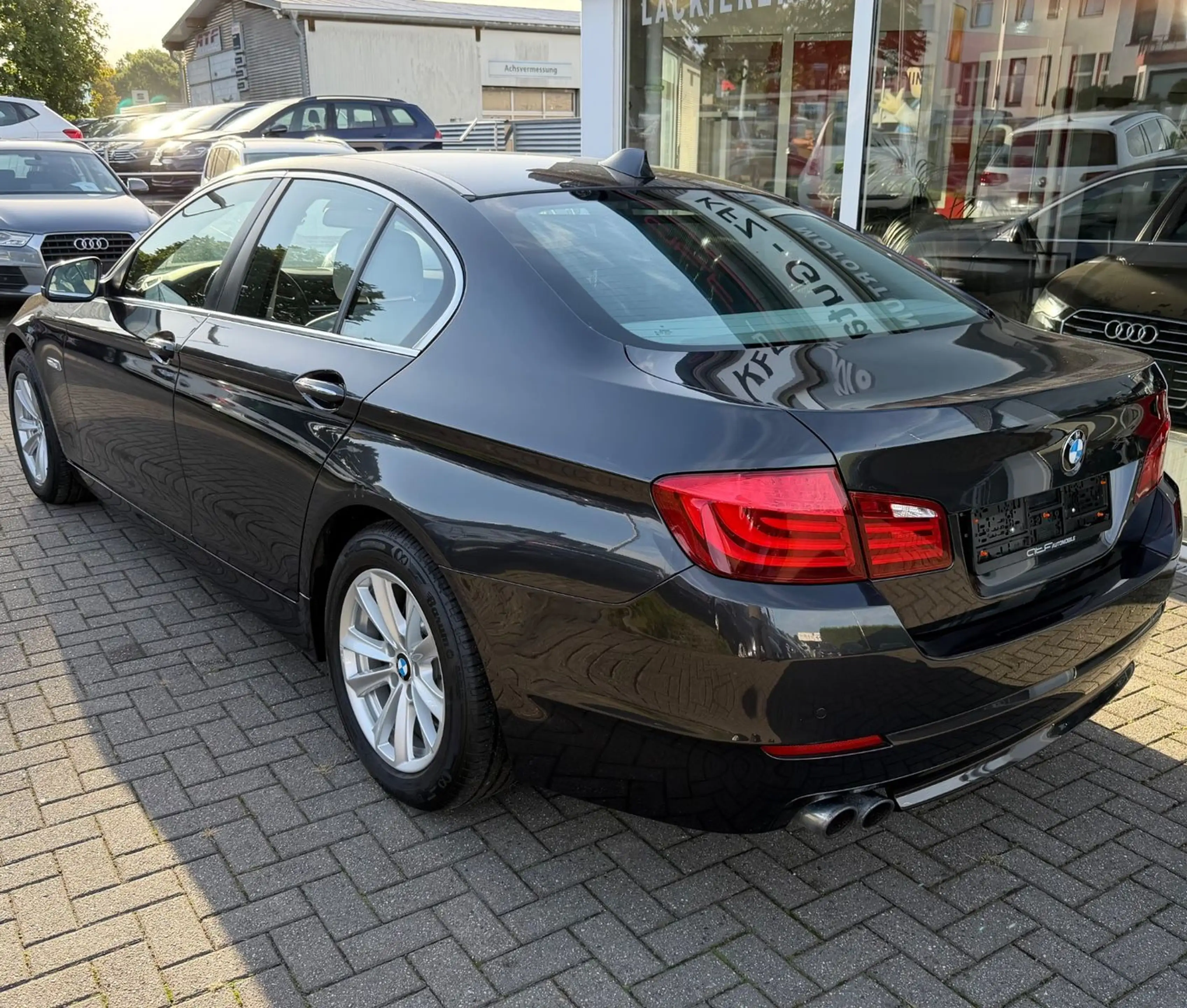 BMW 530 5 Limousine 530 i — photo 4