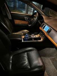 2.7 V6 Diesel Premium Luxury