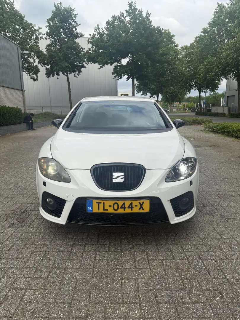SEAT Leon 2.0 TDI FR Білий - 2