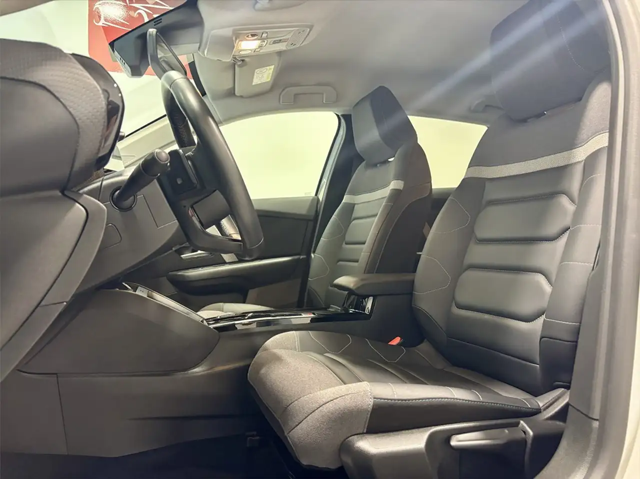 Citroen C4 Berline — photo 9