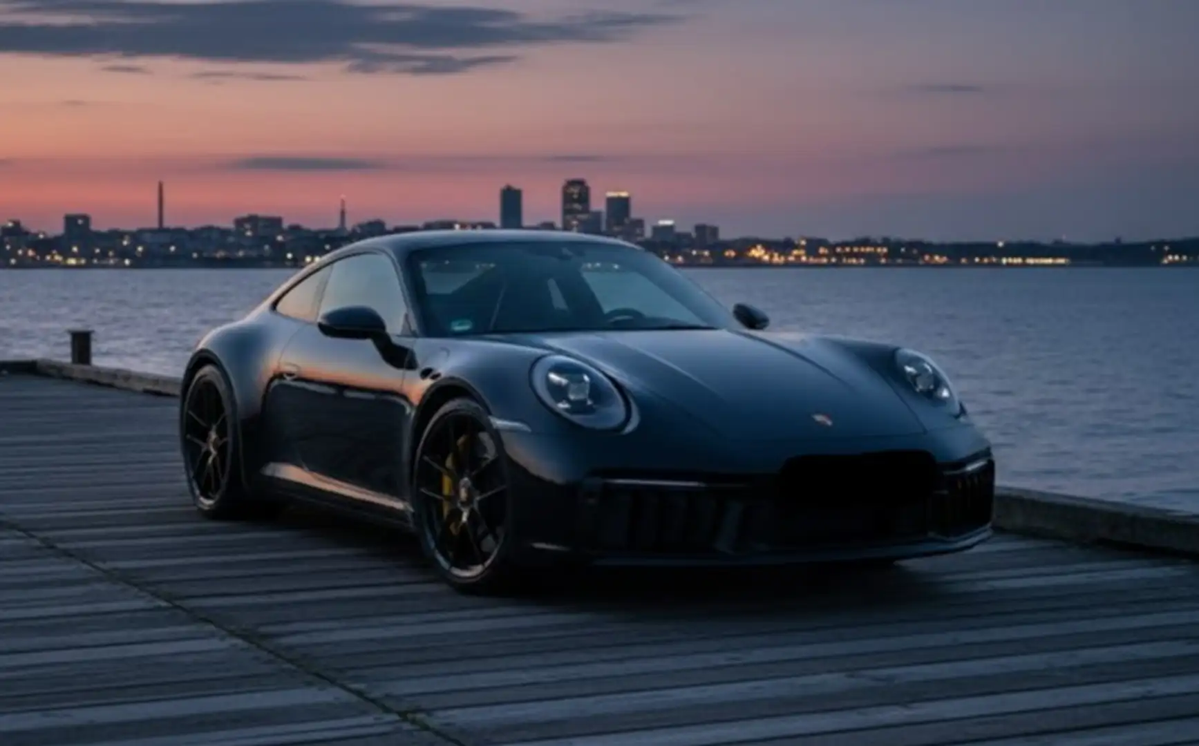 Porsche 992 Carrera GTS Negro - 1