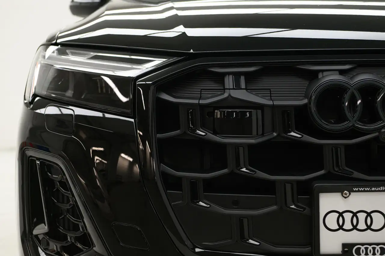 Audi Q7 снимка Audi Q7