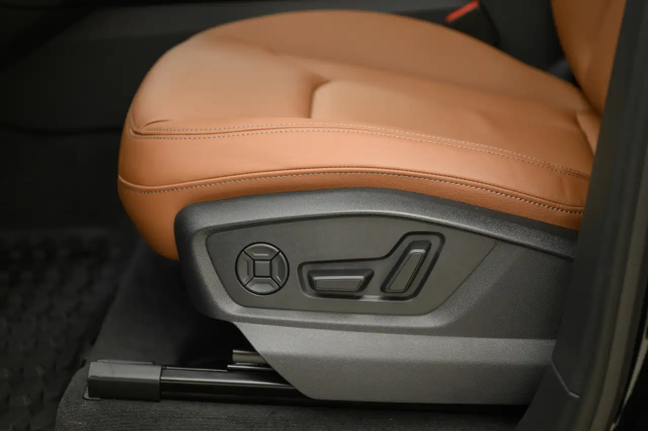 Audi Q7 снимка Audi Q7