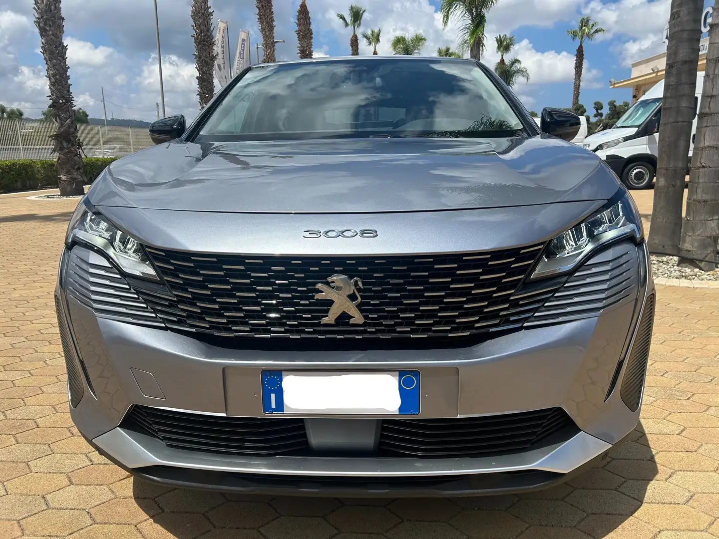 Peugeot 3008 1.5 bluehdi Allure Pack EAT8 AUTOM.-CER18 FULL OP Grigio - 2