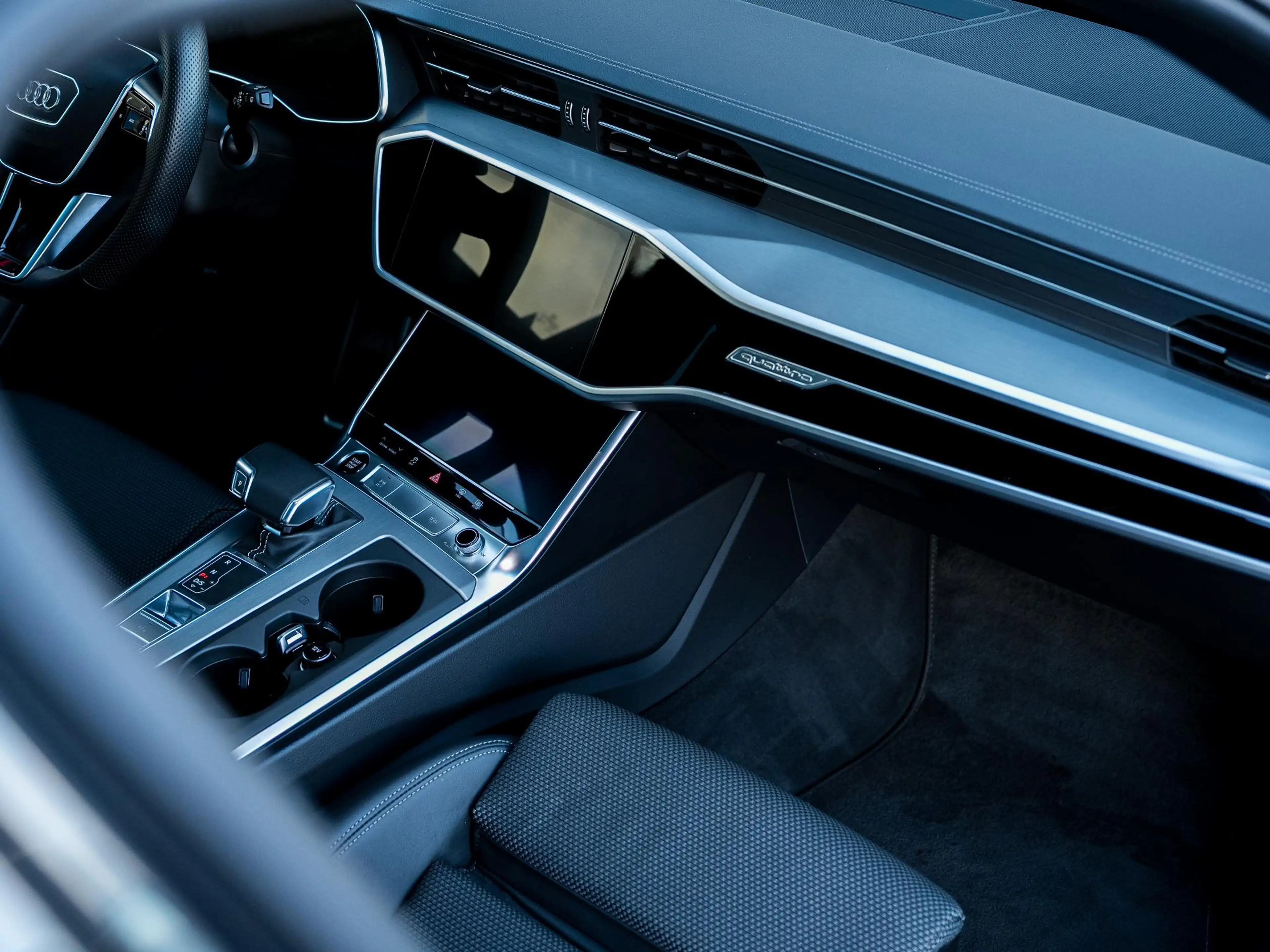 Audi A6 Avant 50 TFSI e quattro S edition S-Line | Origine — photo 32