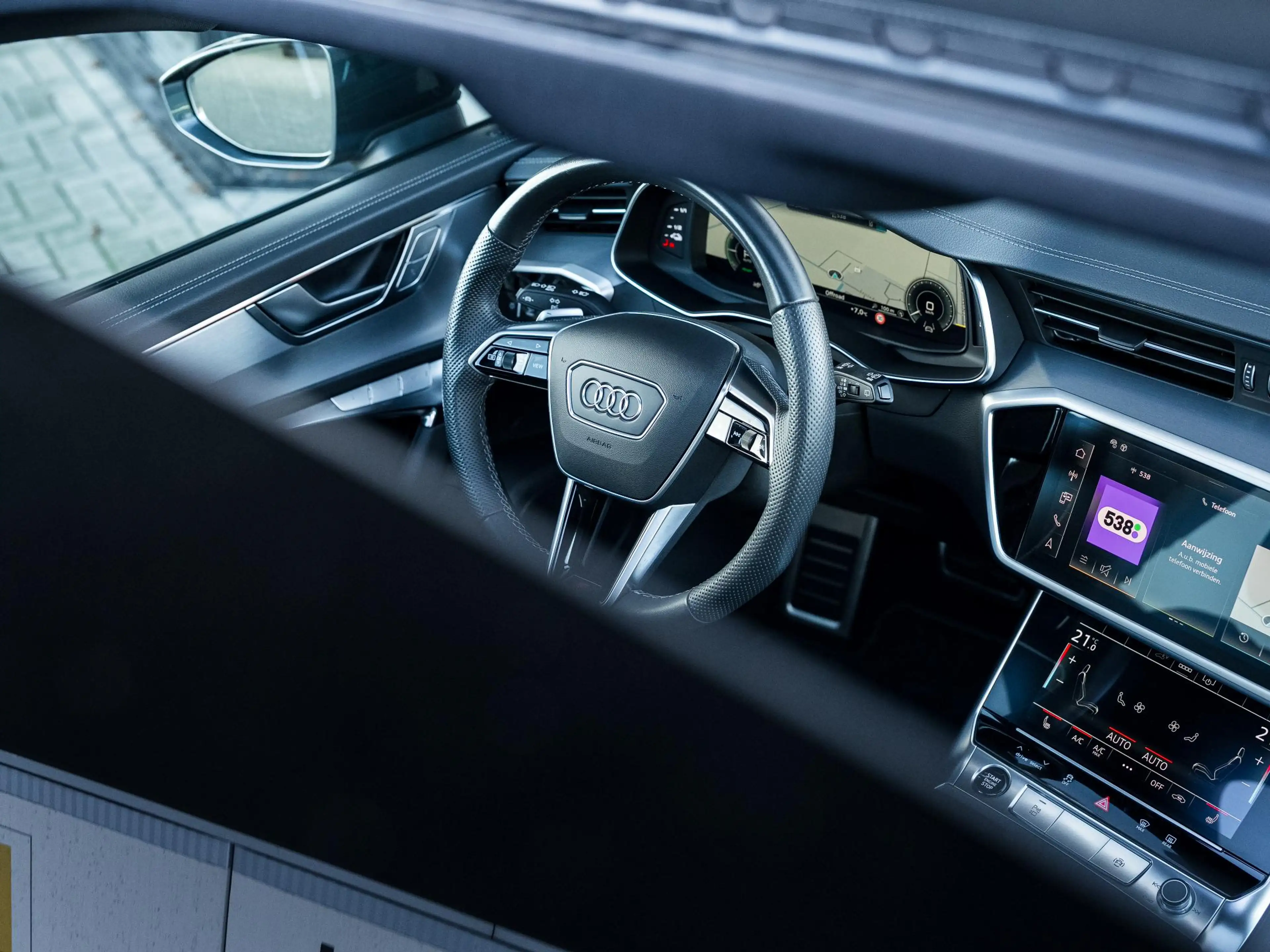 Audi A6 Avant 50 TFSI e quattro S edition S-Line | Origine — photo 2