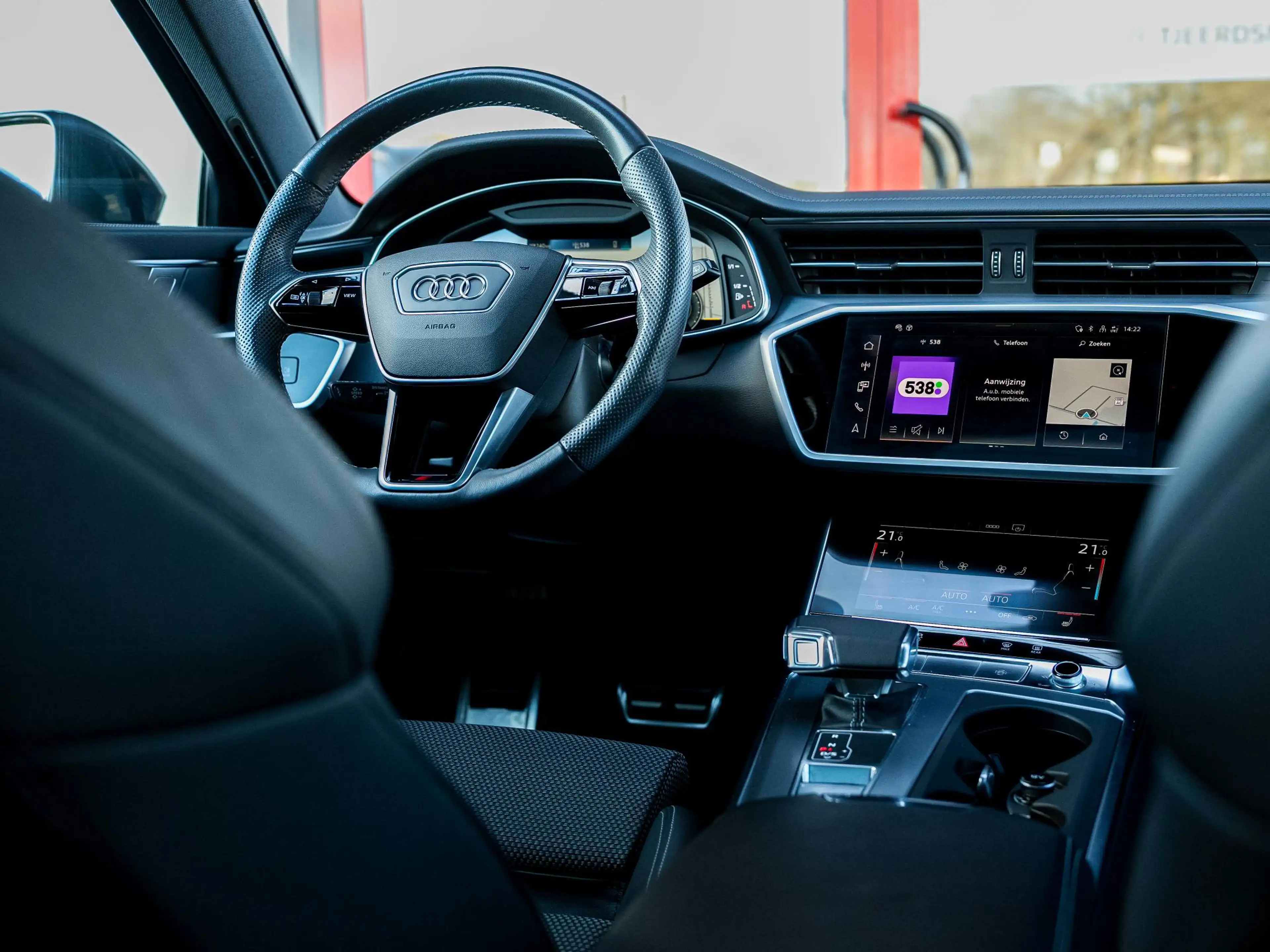 Audi A6 Avant 50 TFSI e quattro S edition S-Line | Origine — photo 18
