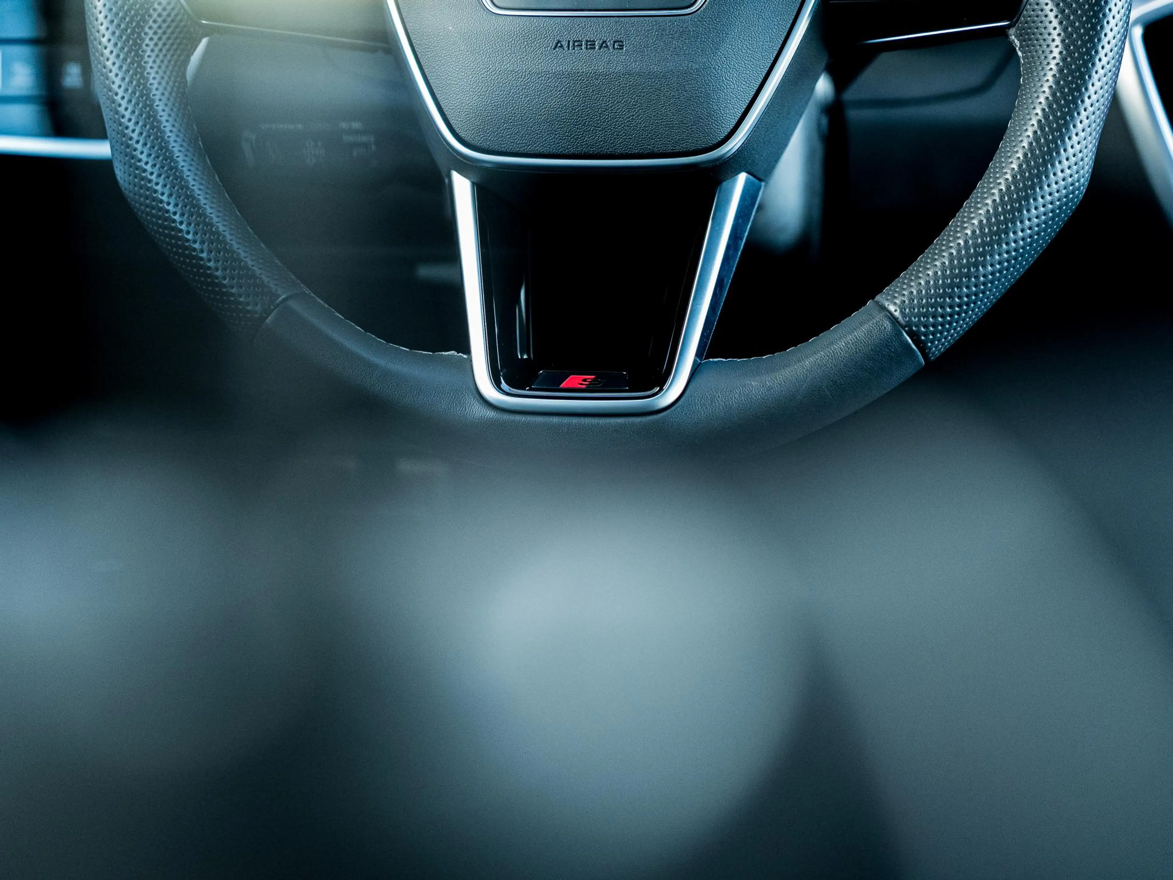 Audi A6 Avant 50 TFSI e quattro S edition S-Line | Origine — photo 42