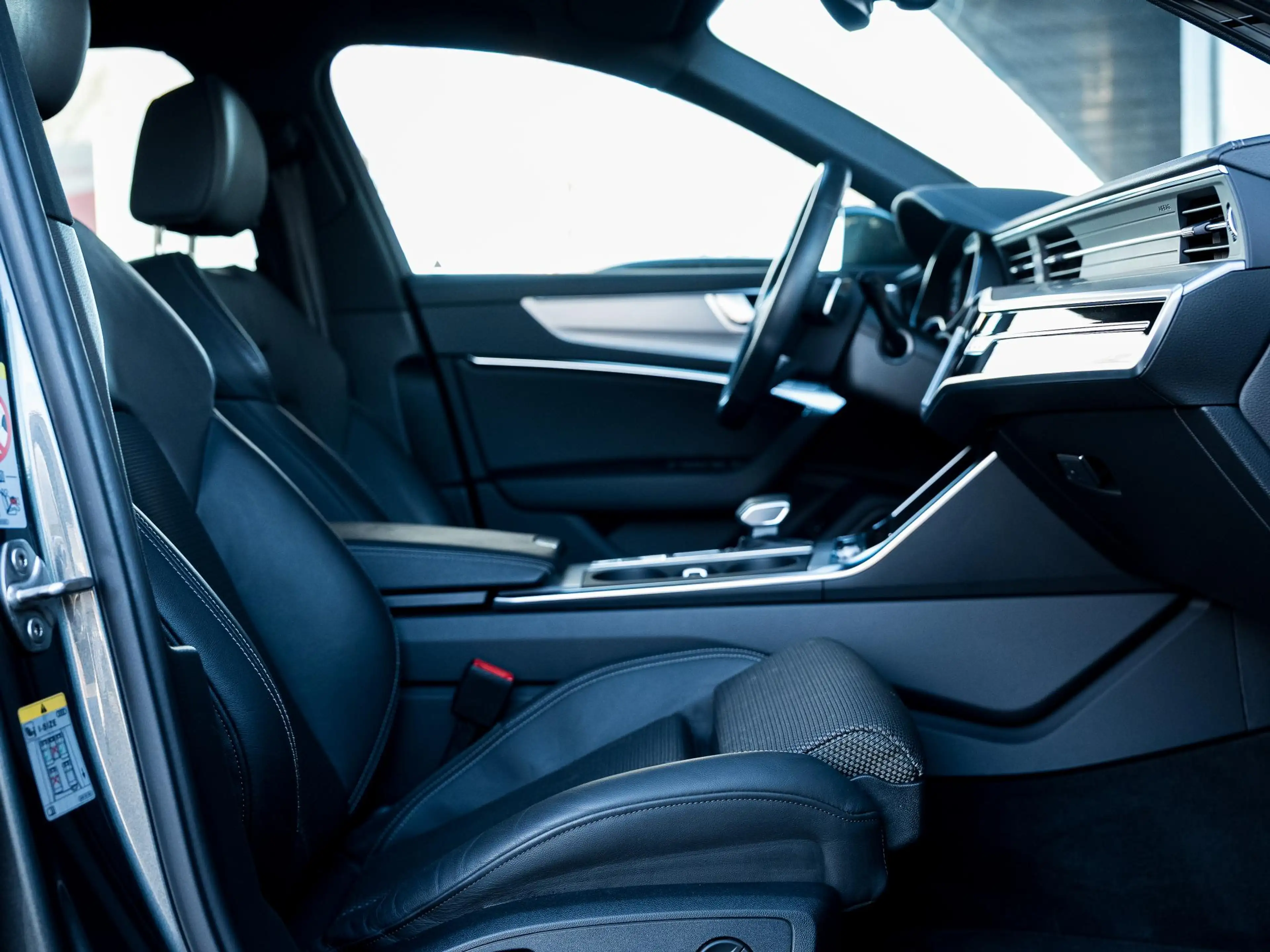 Audi A6 Avant 50 TFSI e quattro S edition S-Line | Origine — photo 28