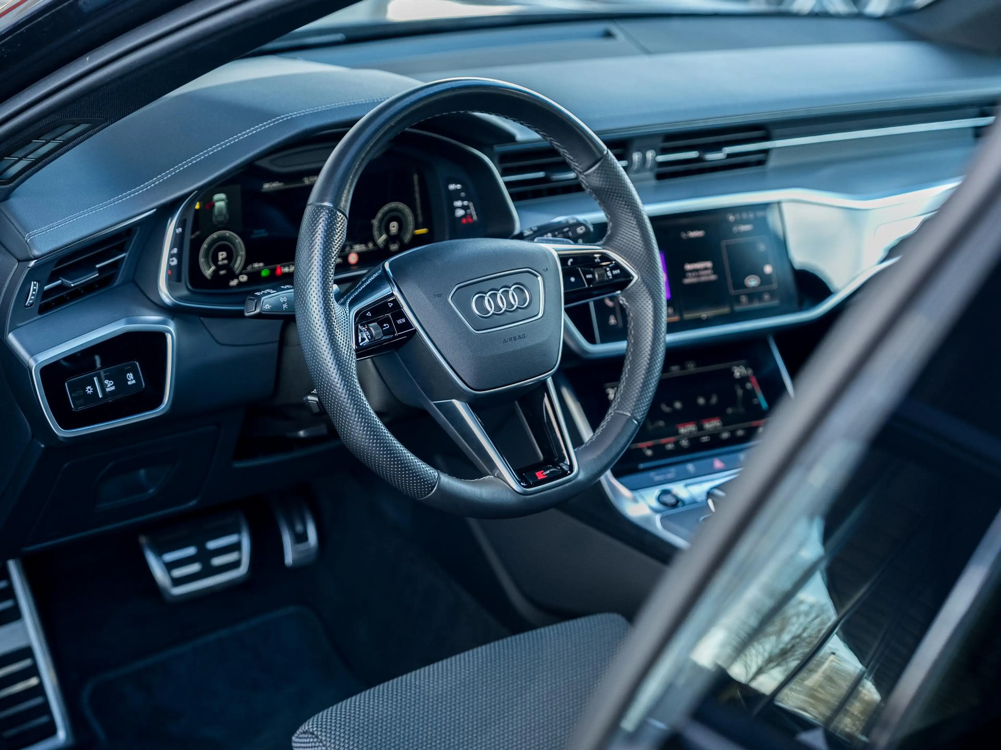 Audi A6 Avant 50 TFSI e quattro S edition S-Line | Origine — photo 17