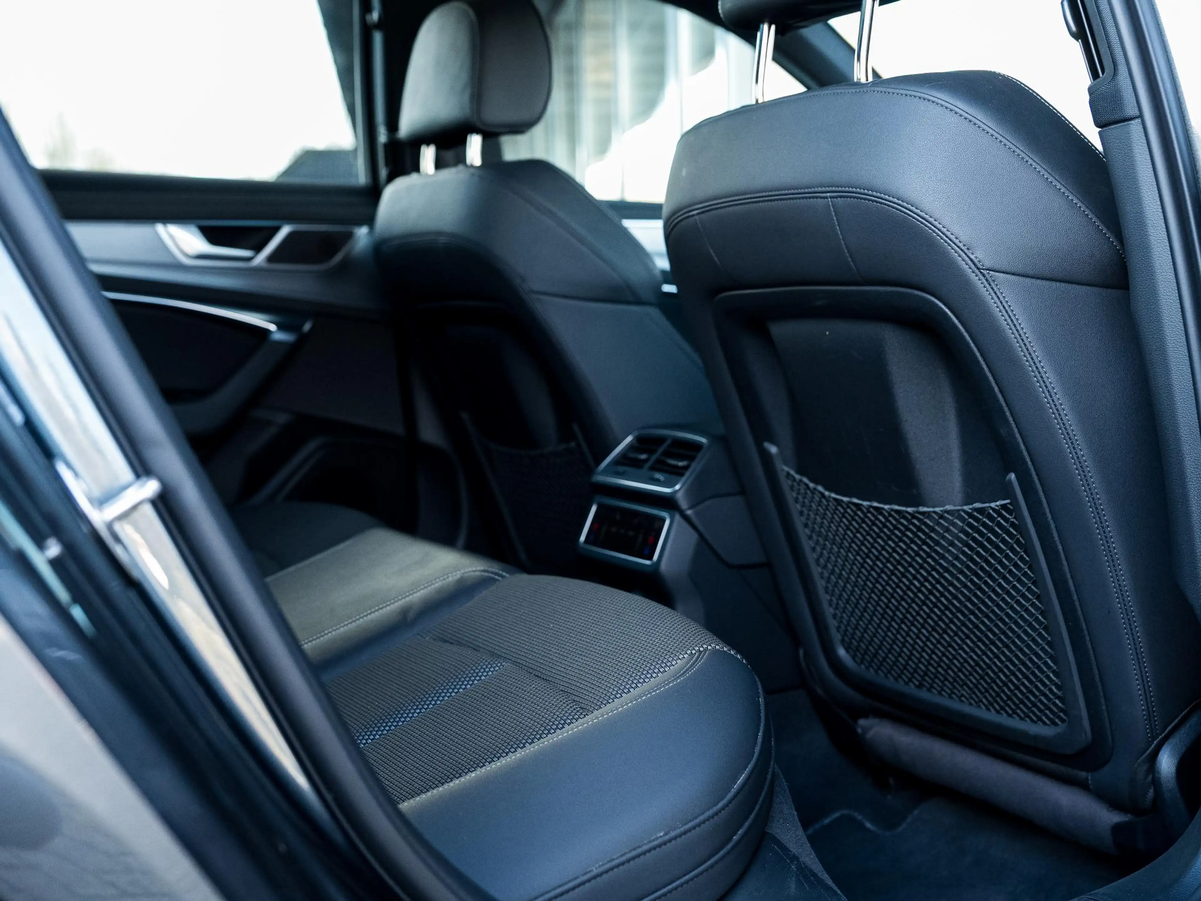 Audi A6 Avant 50 TFSI e quattro S edition S-Line | Origine — photo 34