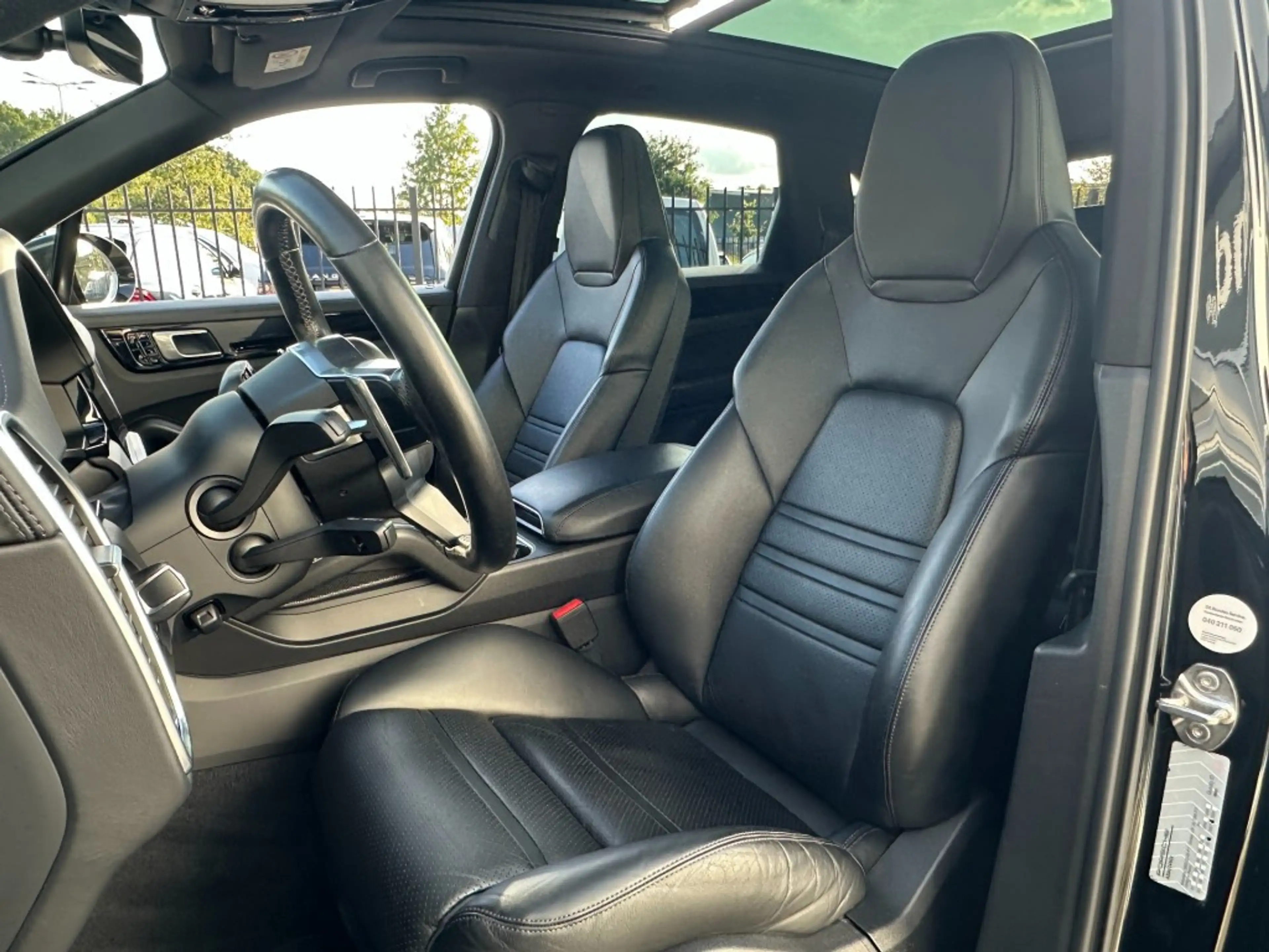 Porsche Cayenne 3.0 E-Hybrid bj2020 *Pano *Adaptive *Head-up *Spor — photo 9