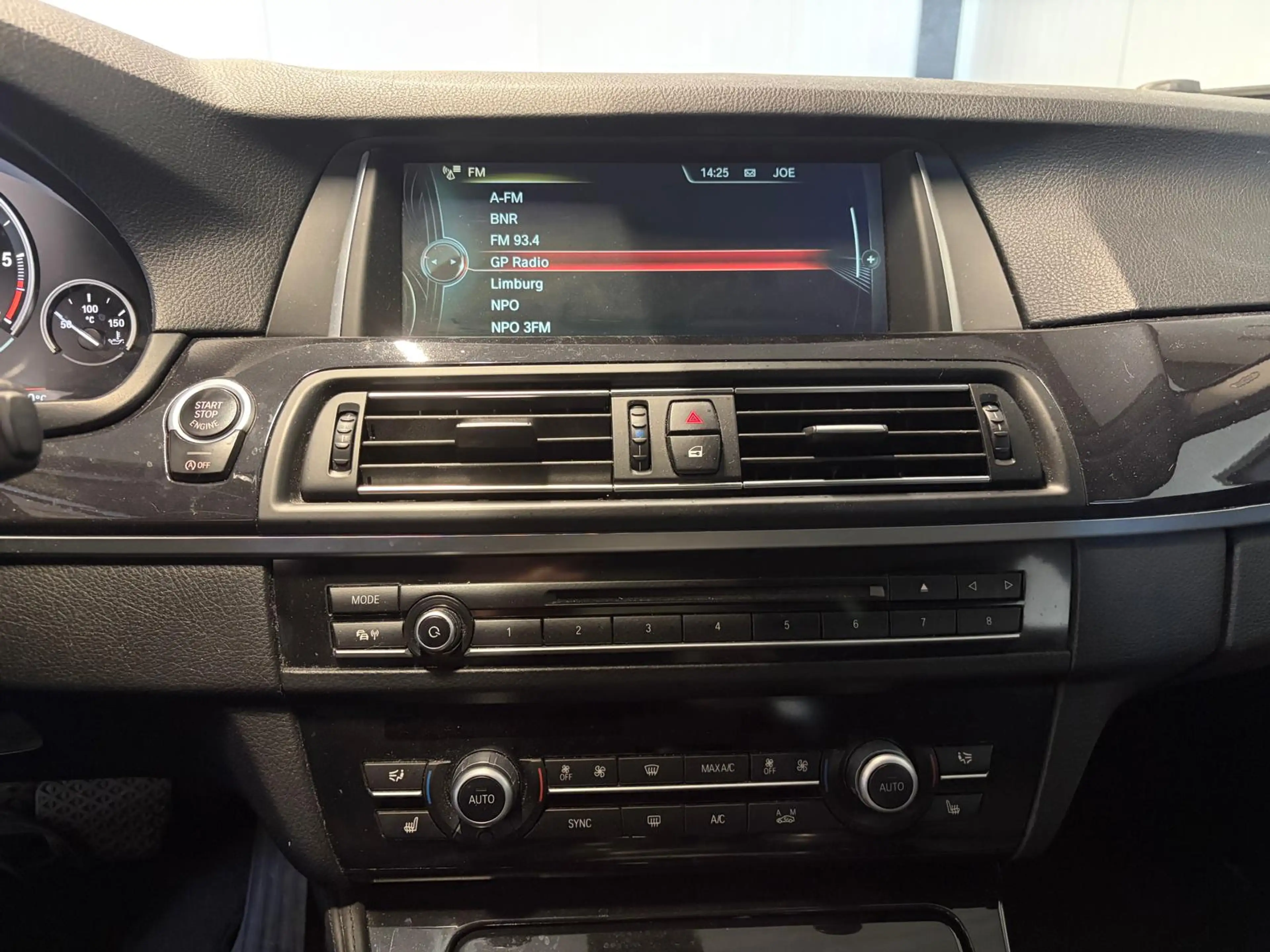 BMW 525 5-serie Touring 525d High Executive FACELIFT 218pk — photo 15