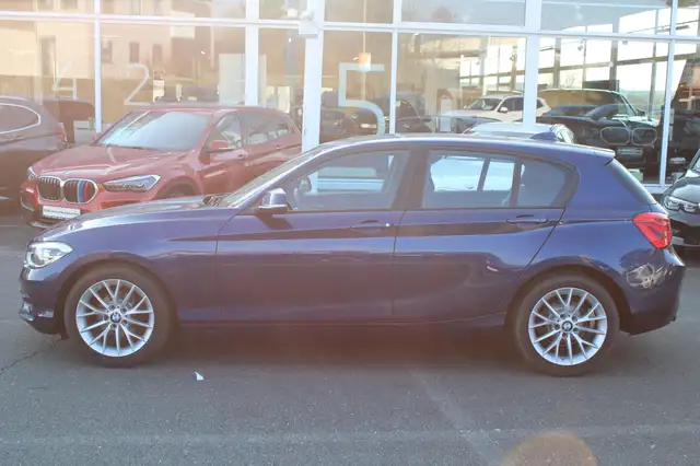BMW 1 Series view 4