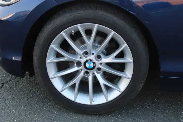 BMW 1 Series view 7