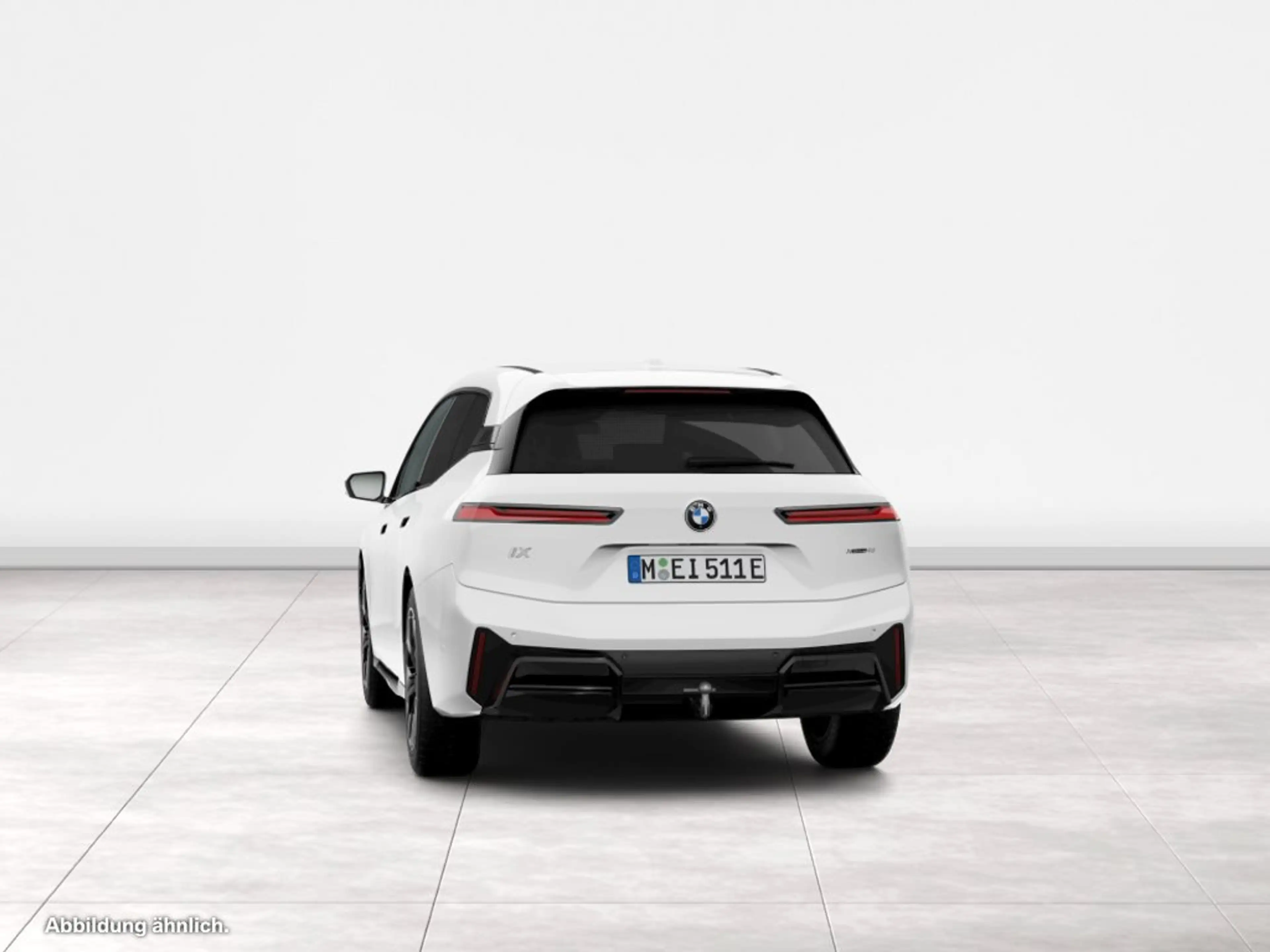 BMW iX xDrive45 — photo 7