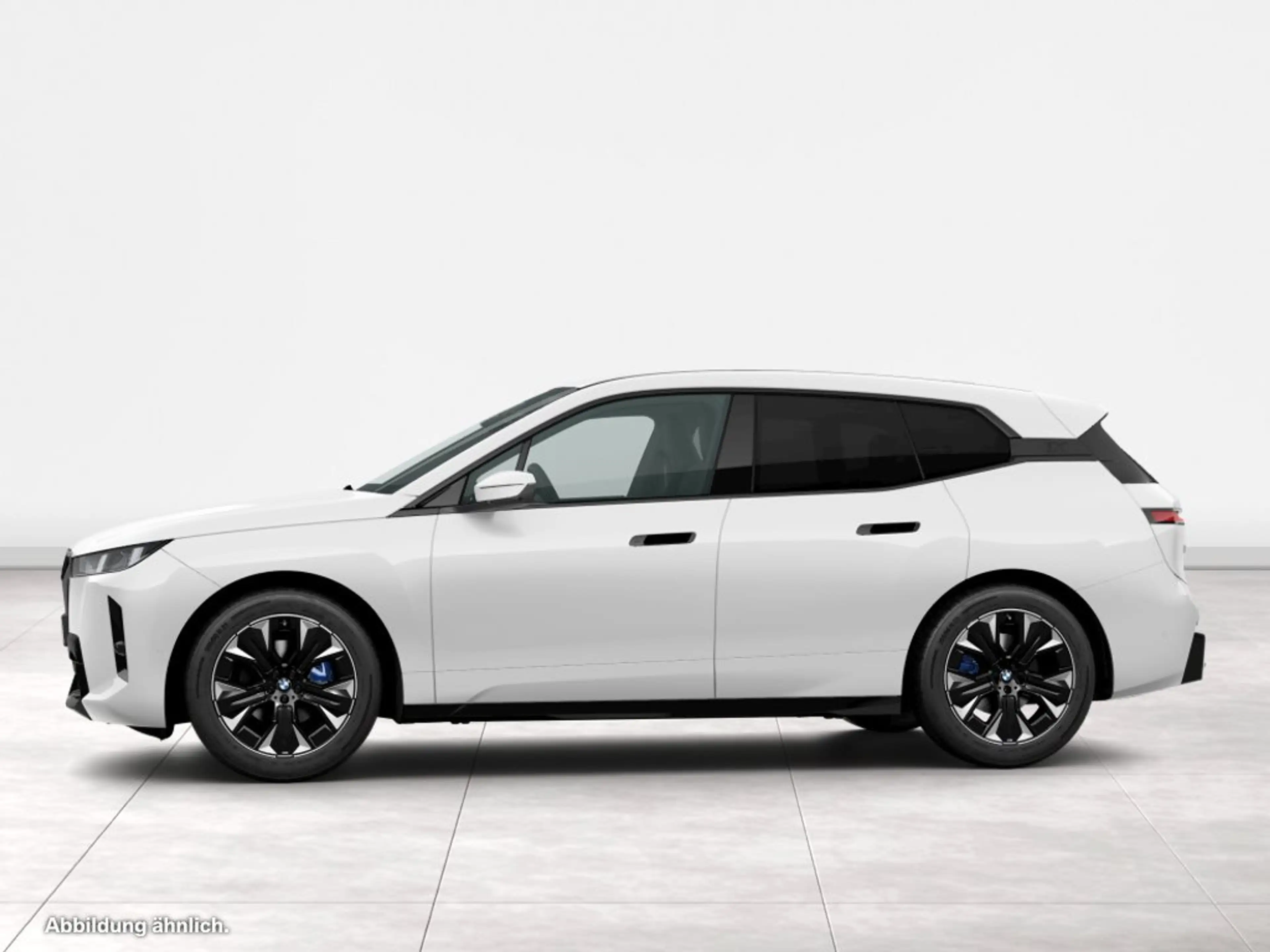 BMW iX xDrive45 — photo 5