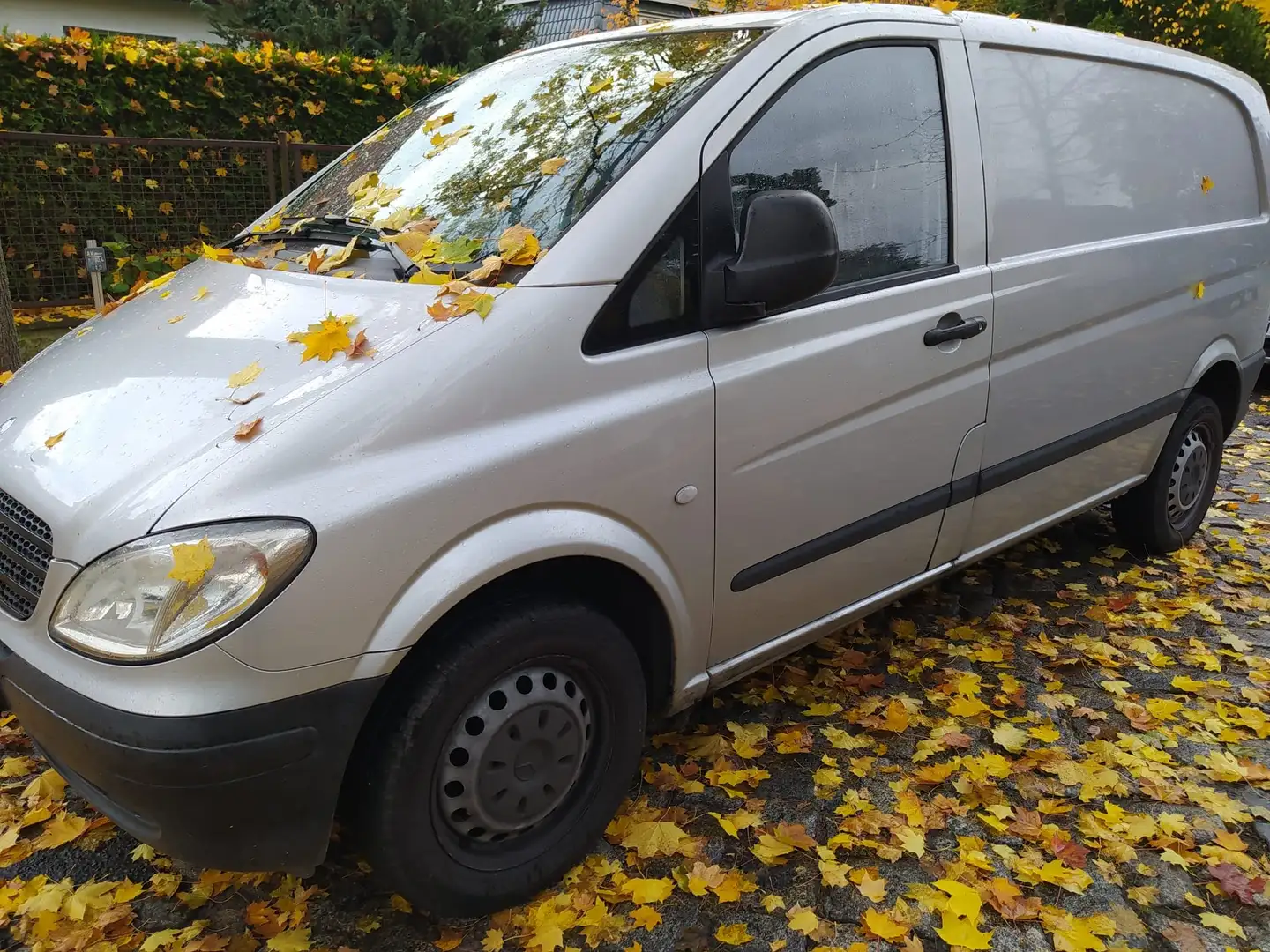 Mercedes-Benz Vito Vito 111 CDI Kompakt Silber - 2