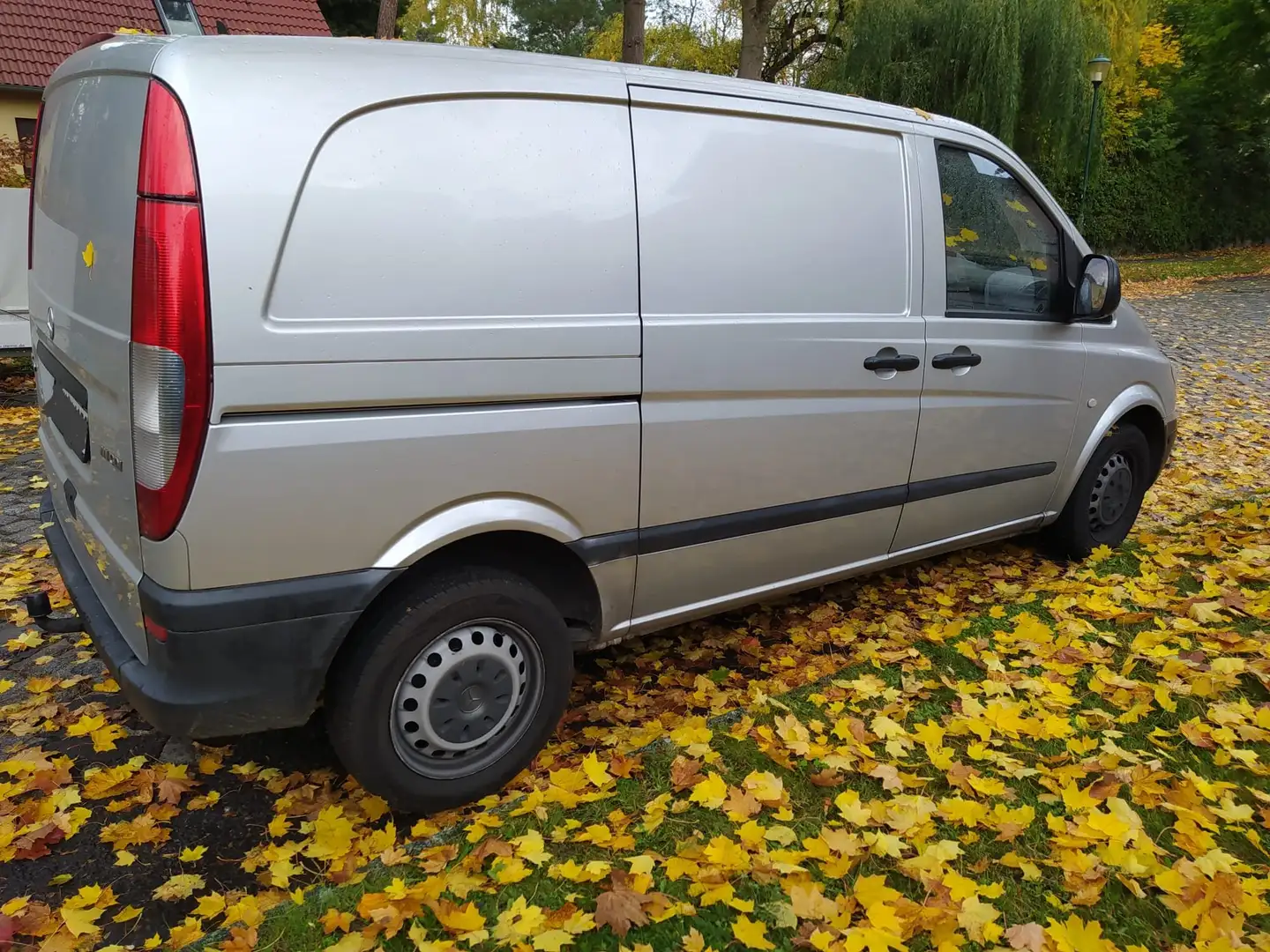 Mercedes-Benz Vito Vito 111 CDI Kompakt Silber - 1