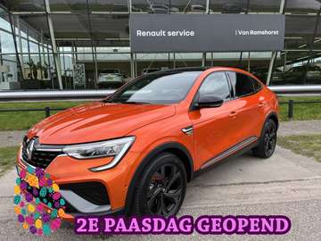 1.6 E-Tech Hybrid 145 R.S. Line Panoramdak / Trekh