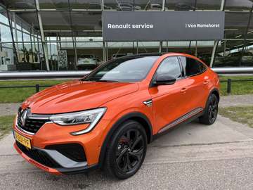 1.6 E-Tech Hybrid 145 R.S. Line Panoramdak / Trekh