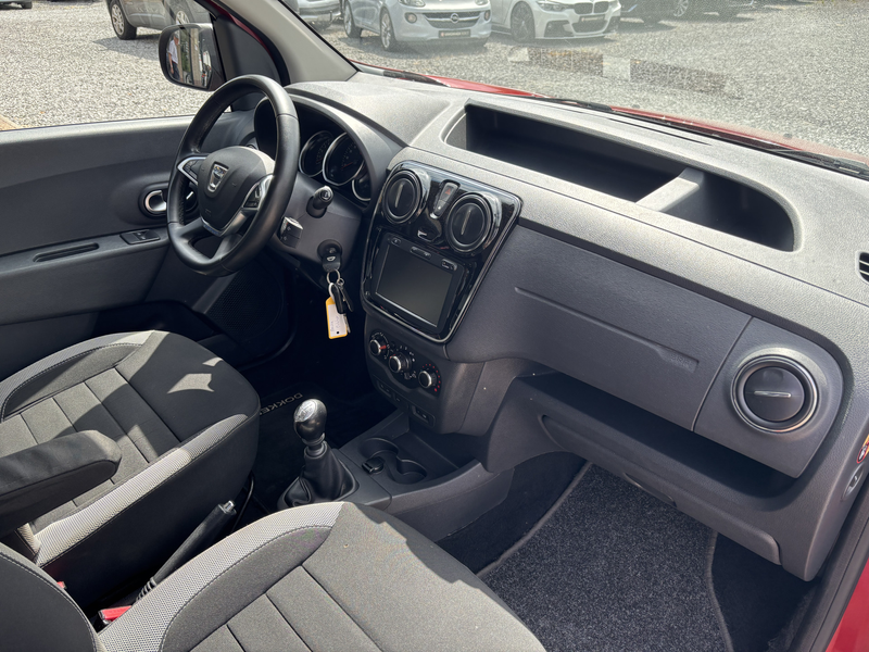 Dacia Dokker 1.3 TCe Essential Trekhaak / Carplay / Parkeersens — photo 25