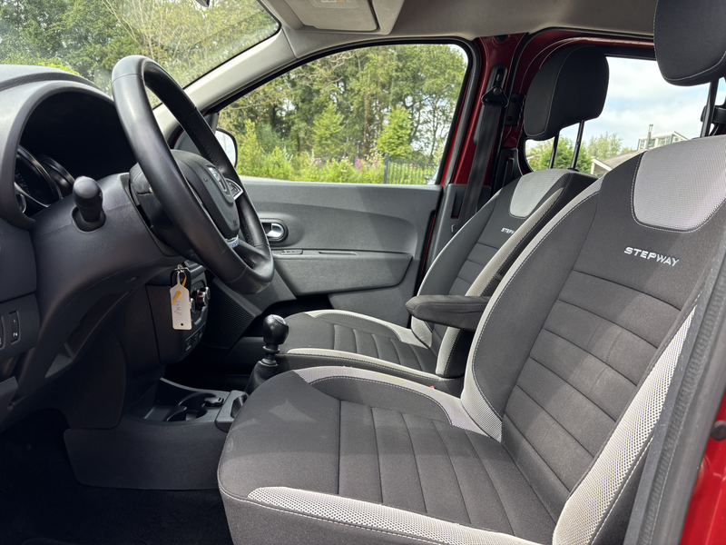 Dacia Dokker 1.3 TCe Essential Trekhaak / Carplay / Parkeersens — photo 22