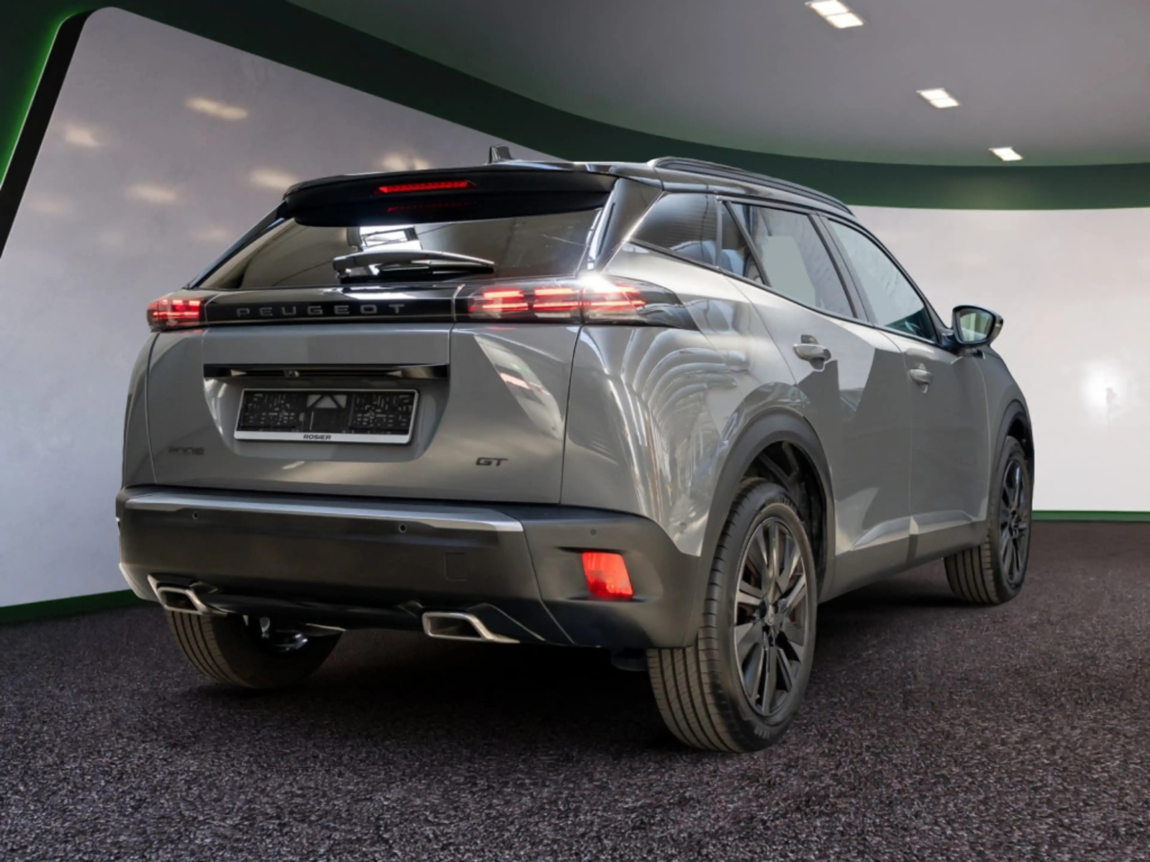 Peugeot 2008 GT PureTech 130 EAT8 PANO LED 360° NAVI — photo 4