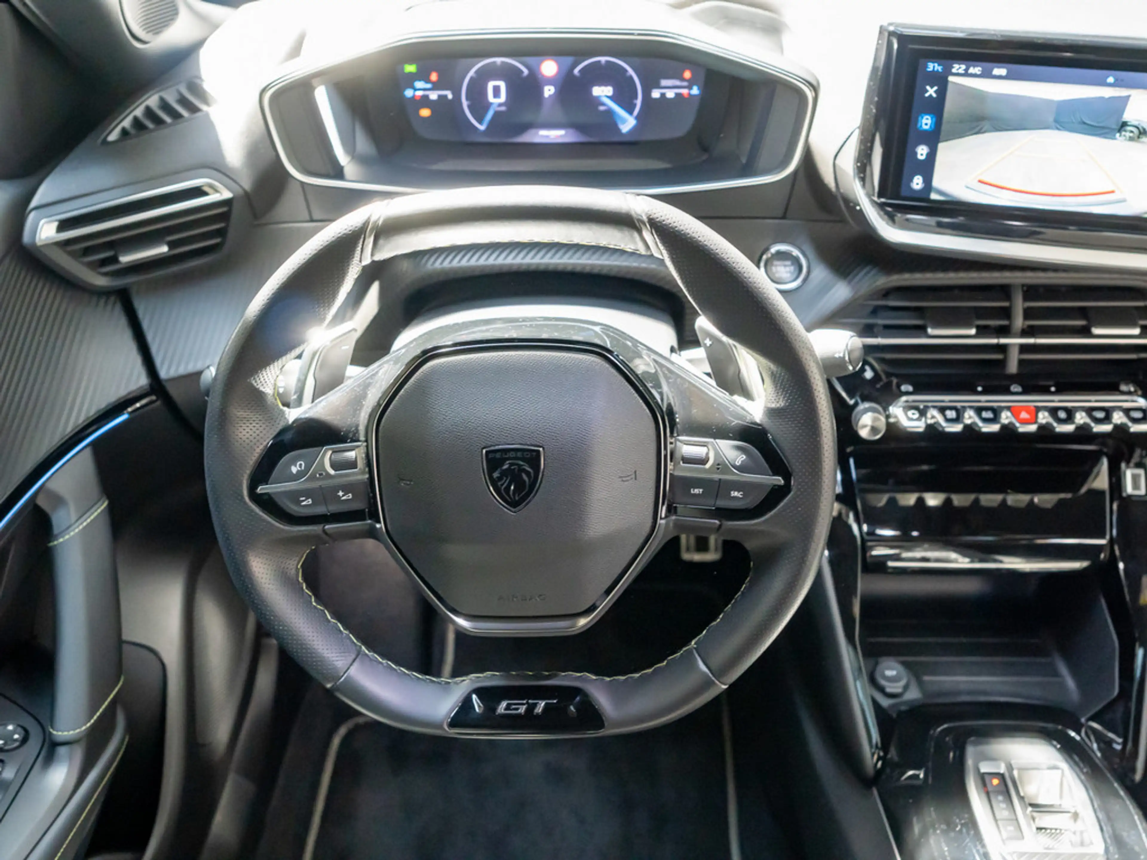 Peugeot 2008 GT PureTech 130 EAT8 PANO LED 360° NAVI — photo 9