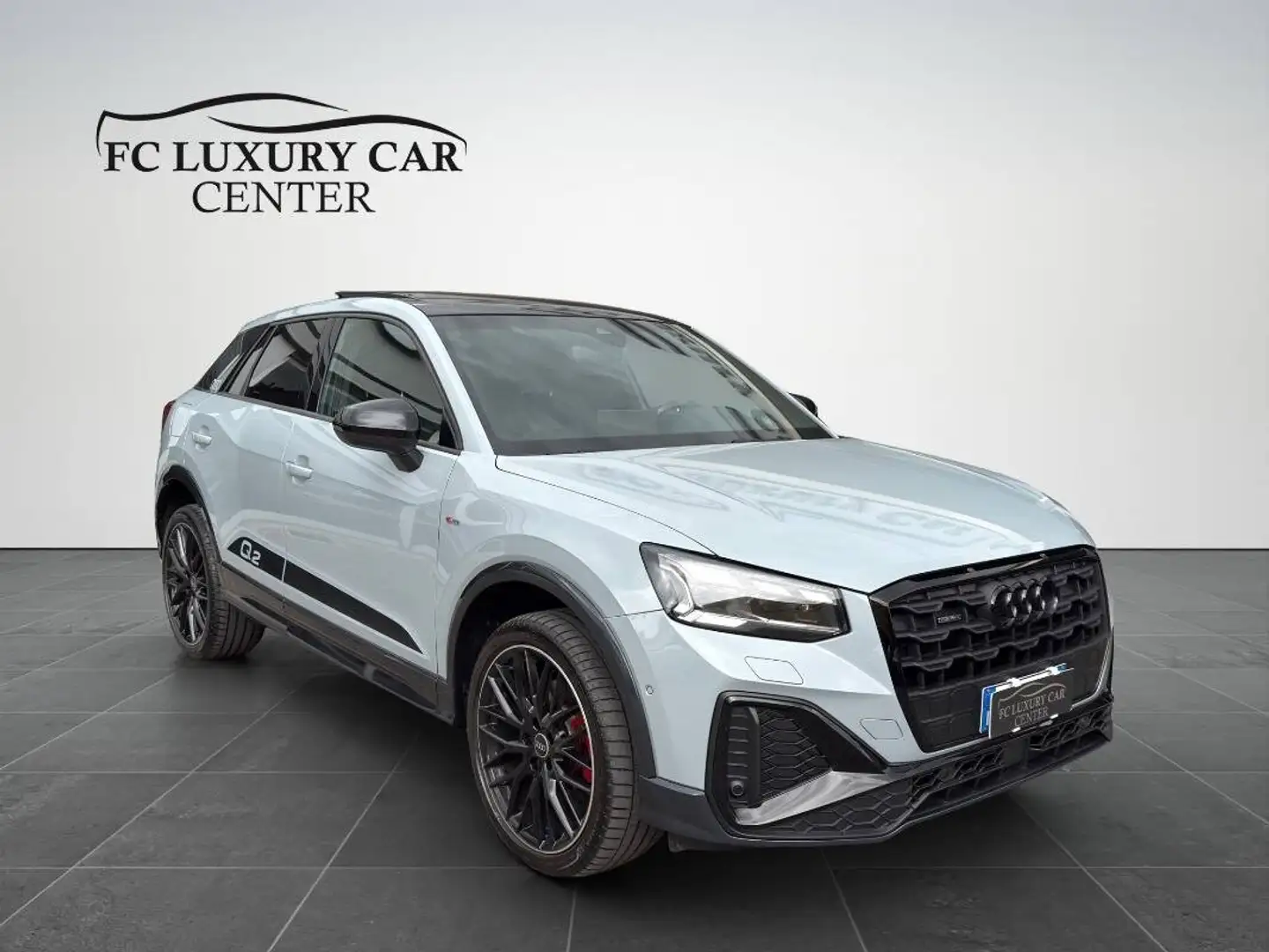 Audi Q2 35 2.0 tdi S line edition quattro s-tronic Grijs - 1