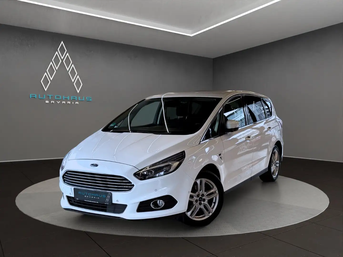Ford S-Max S-MAX Titanium *7-SITZER*KAMERA*NAVI*KLIMA* Weiß - 1