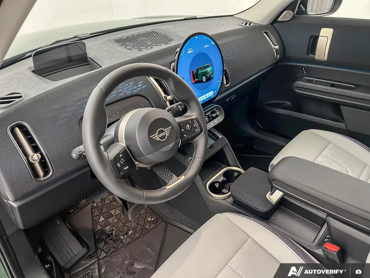 MINI Countryman снимка MINI Countryman