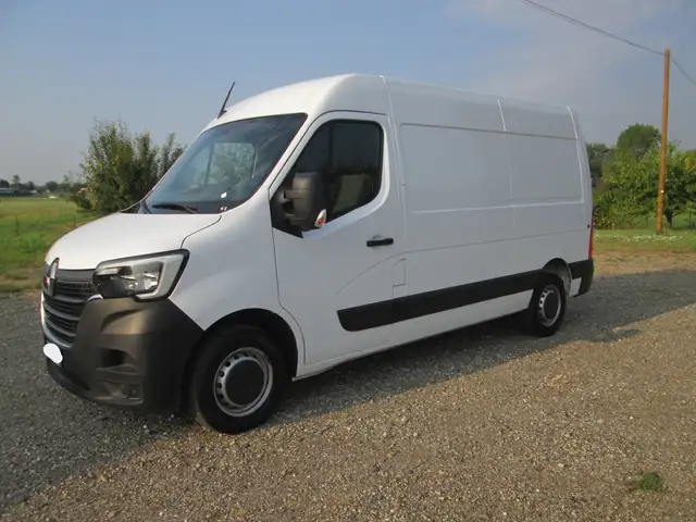 Renault Master 2.3 DCI 135 CV. L2H2