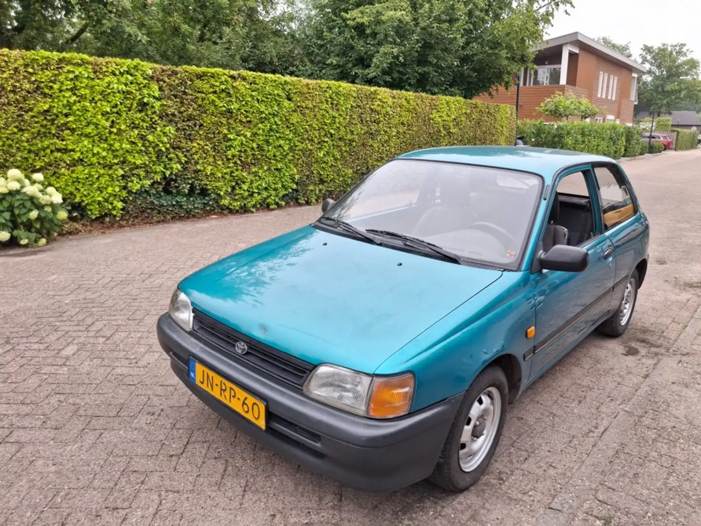 Toyota Starlet 1,3i E2 Azul - 1