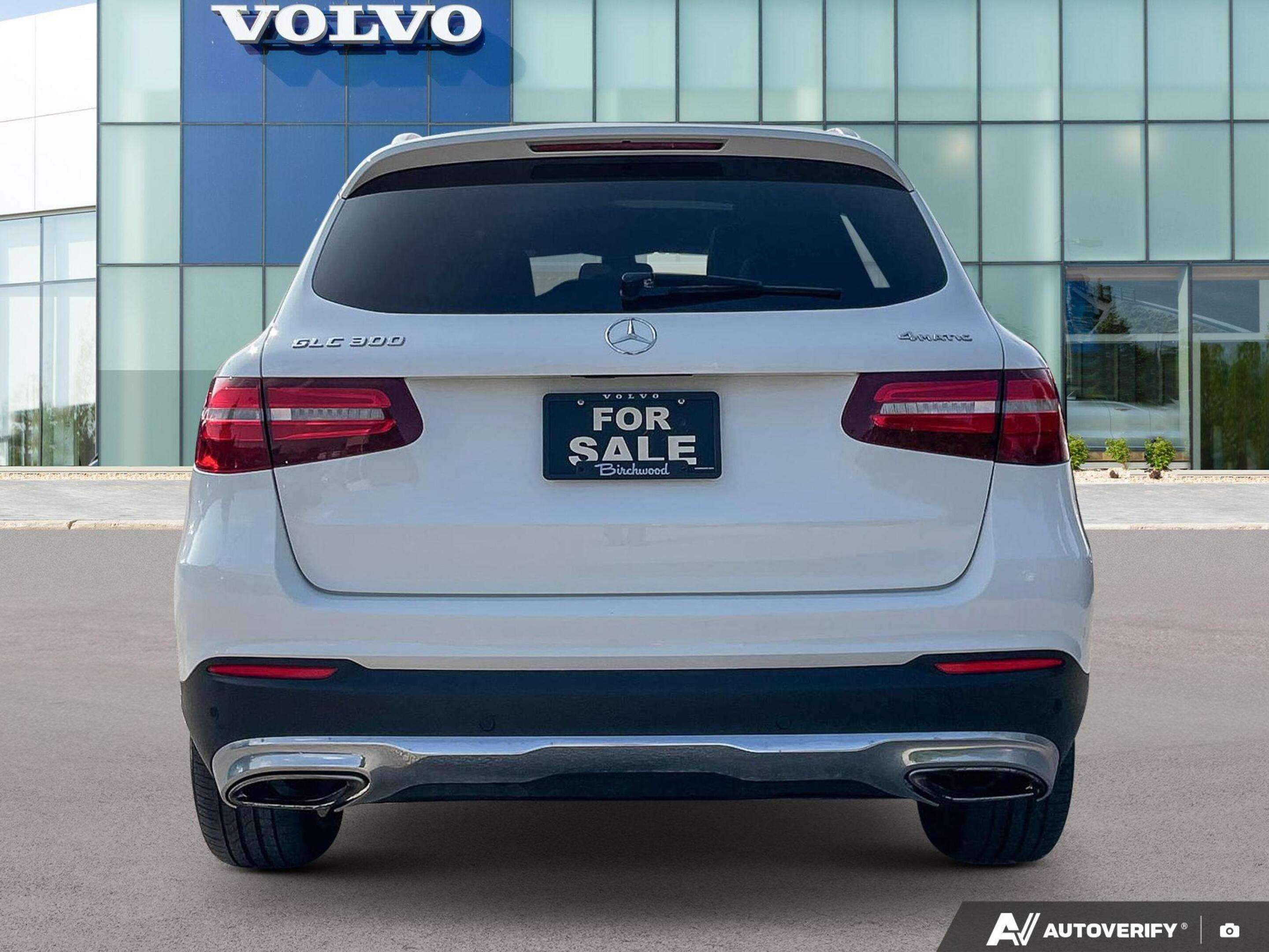 2018 Mercedes-Benz GLC GLC300 Local Vehicle ! Great Condition — снимка 1