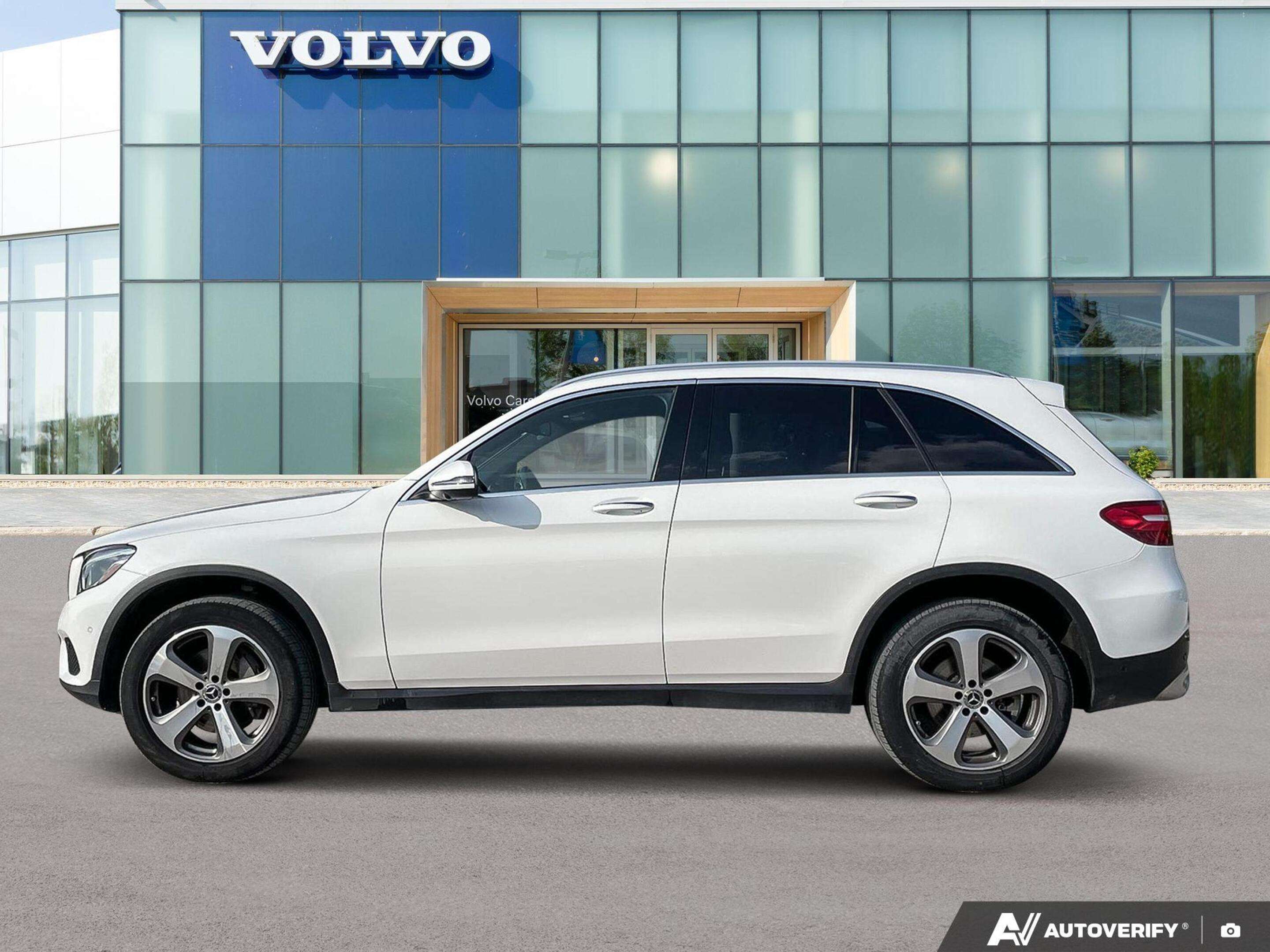 2018 Mercedes-Benz GLC GLC300 Local Vehicle ! Great Condition — снимка 1