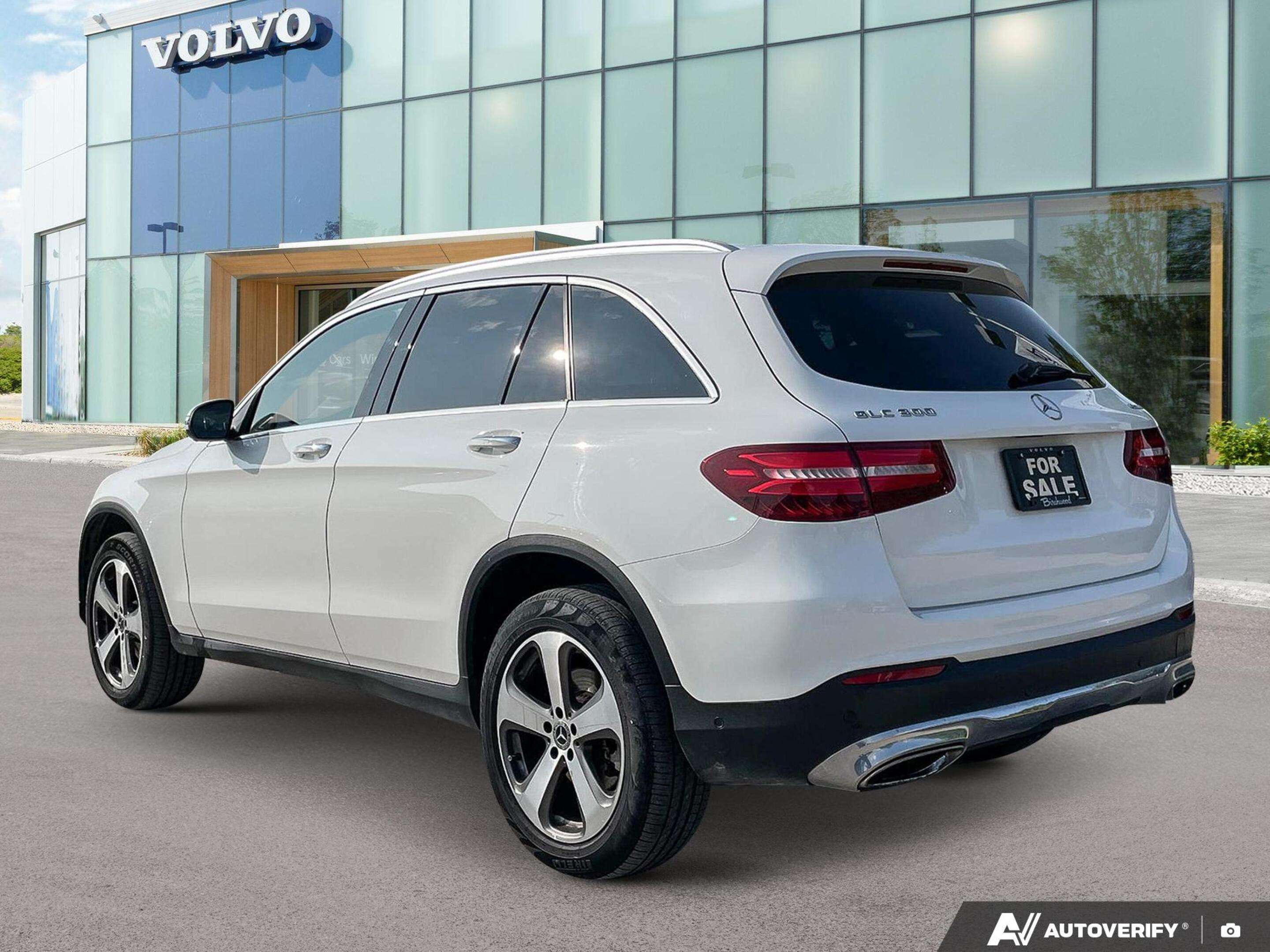 2018 Mercedes-Benz GLC GLC300 Local Vehicle ! Great Condition — снимка 1