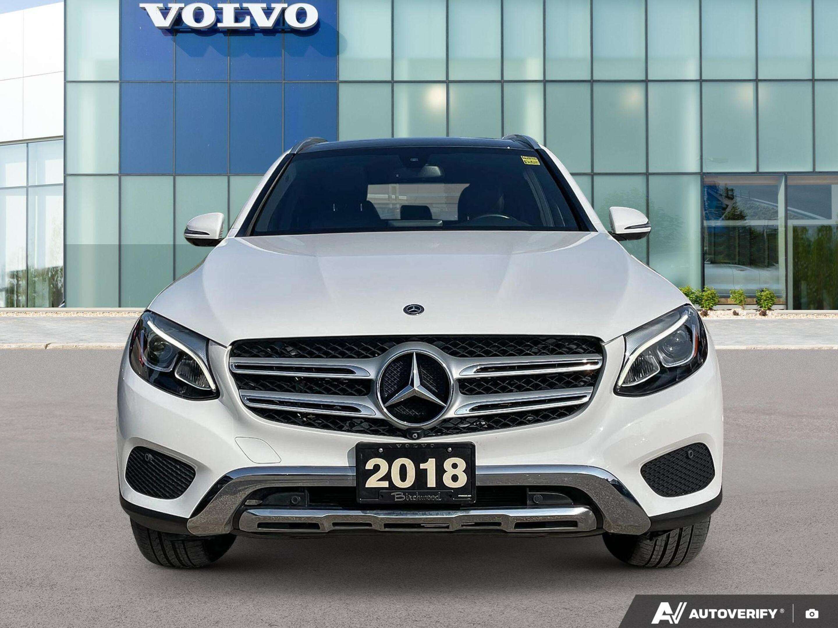 2018 Mercedes-Benz GLC GLC300 Local Vehicle ! Great Condition — снимка 1