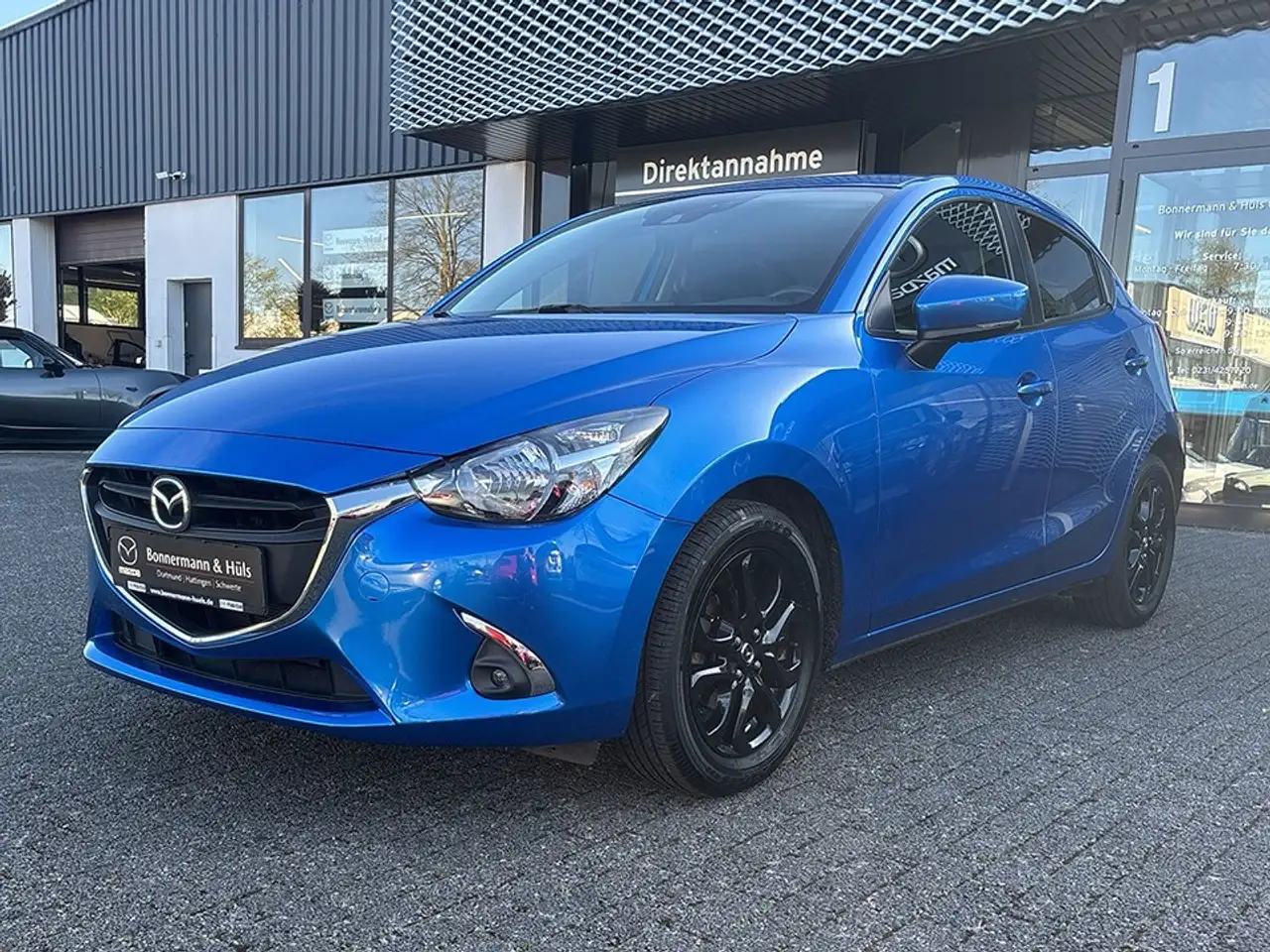 Mazda 2