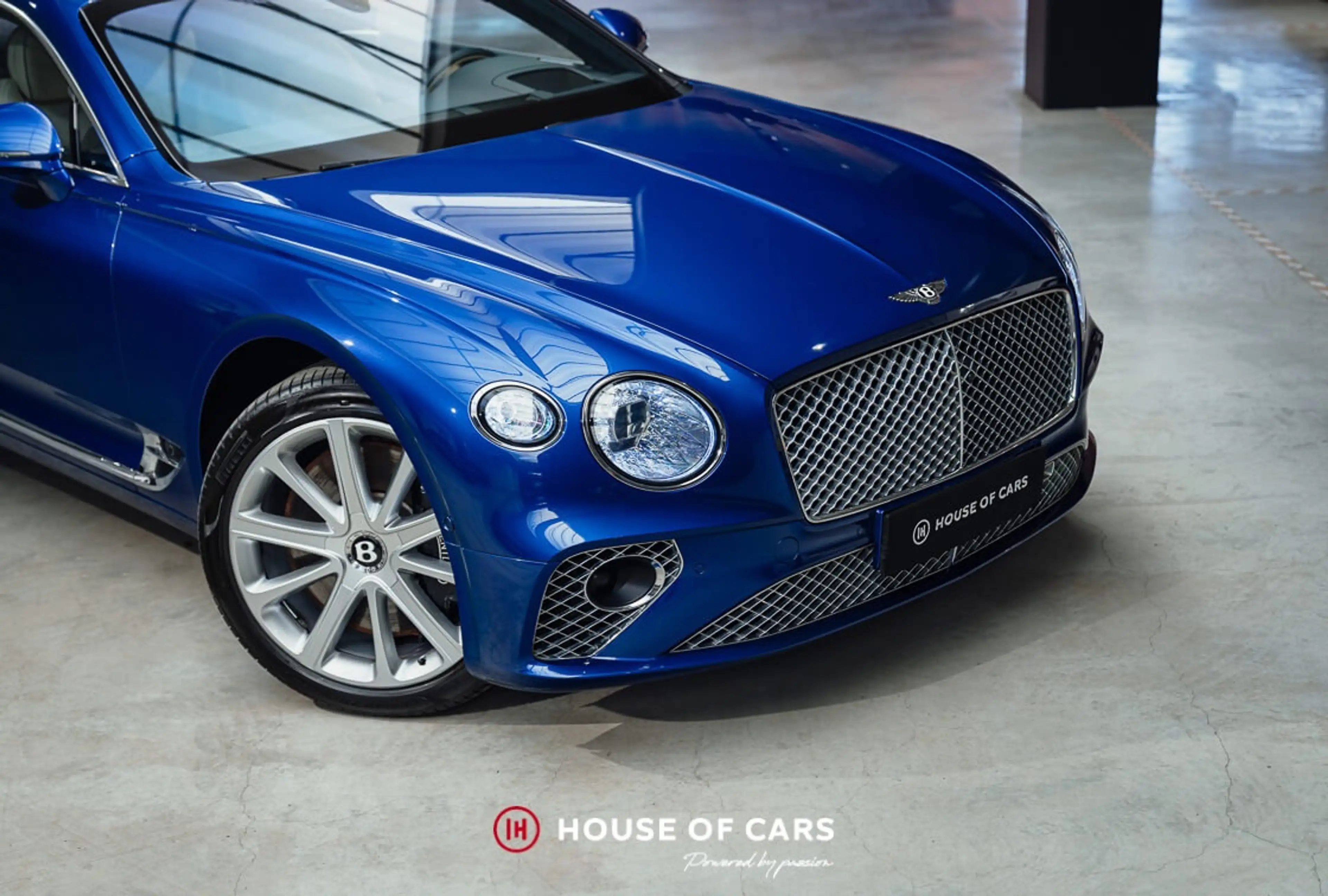 Bentley Continental GT 6.0 BiTurbo W12 - Sequin Blue - Mint - VAT — photo 12