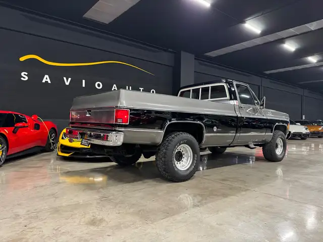 GMC Sierra view 6
