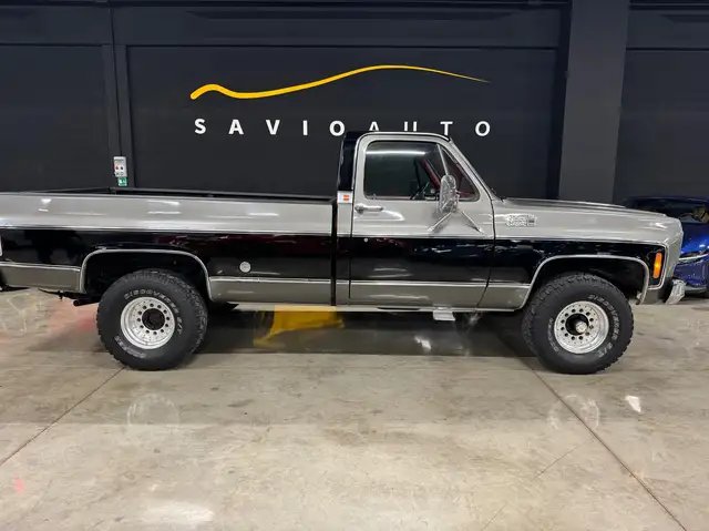 GMC Sierra view 5