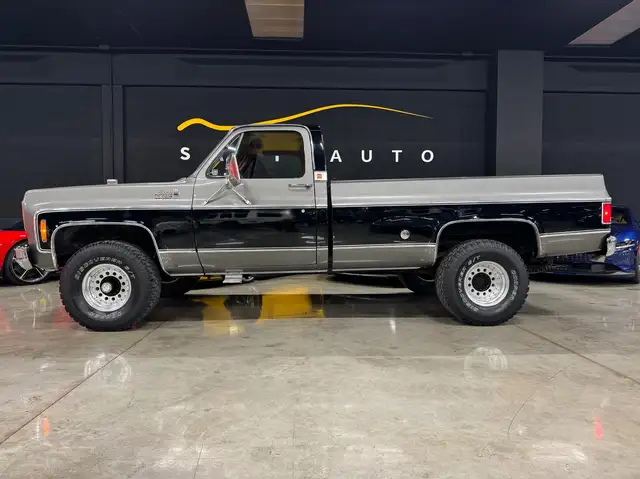 GMC Sierra view 4