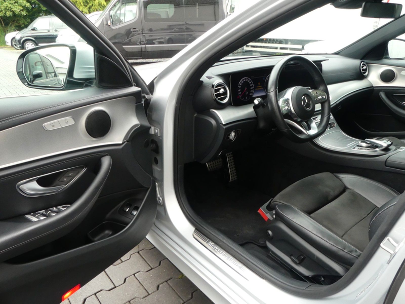 Mercedes-Benz E 220 d AMG-Line Widescreen | Pano | 360° | sAHK — photo 7