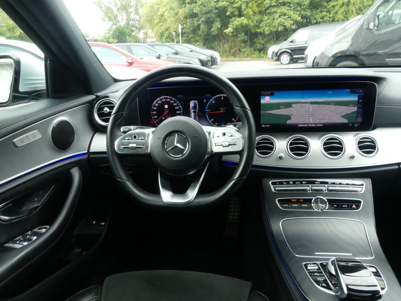 Mercedes-Benz E 220 d AMG-Line Widescreen | Pano | 360° | sAHK — photo 11