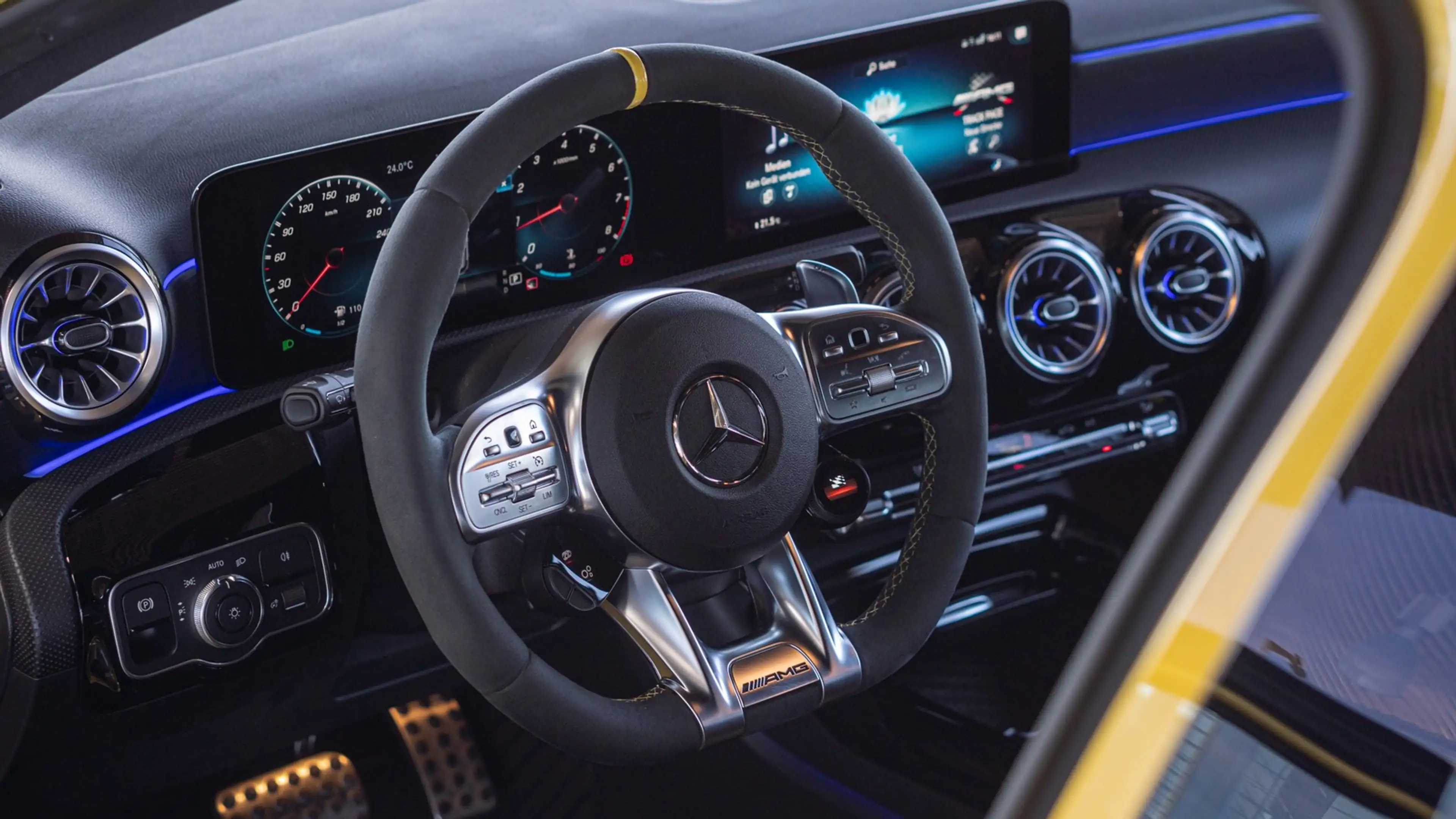 Mercedes-Benz A 45 AMG S 4MATIC *KAM*NIGHT*SPUR*VIRTUAL*NAVI* — photo 14