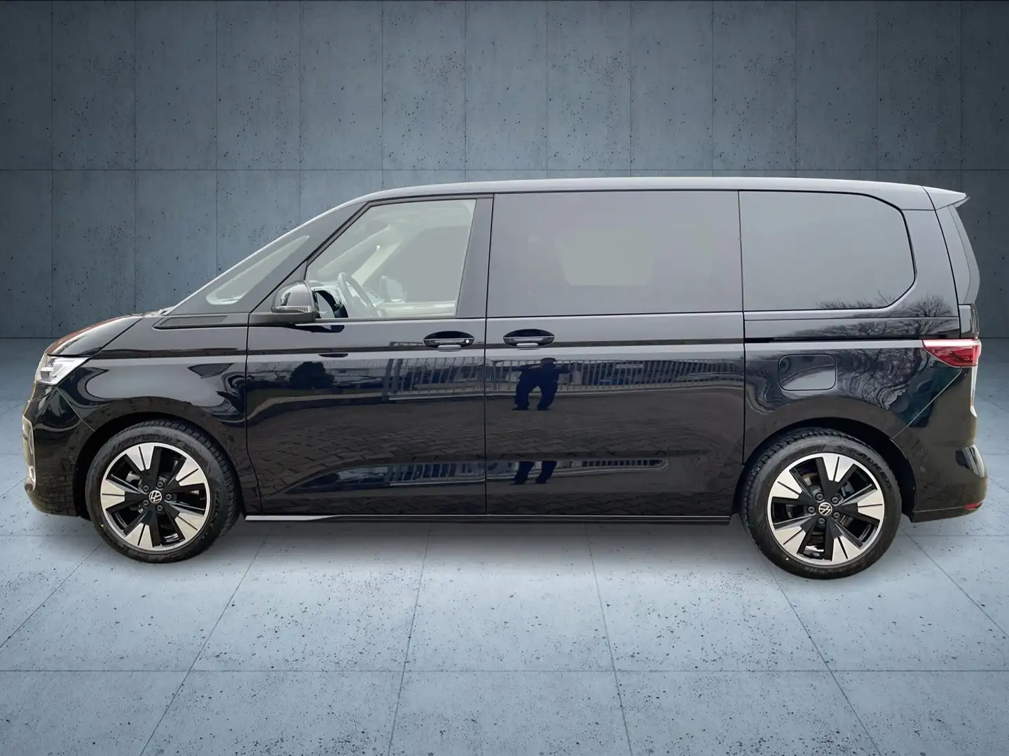 Volkswagen Multivan Goal 2.0 TDI DSG AHK+ACC+LED+Navi+Kamera Schwarz - 2